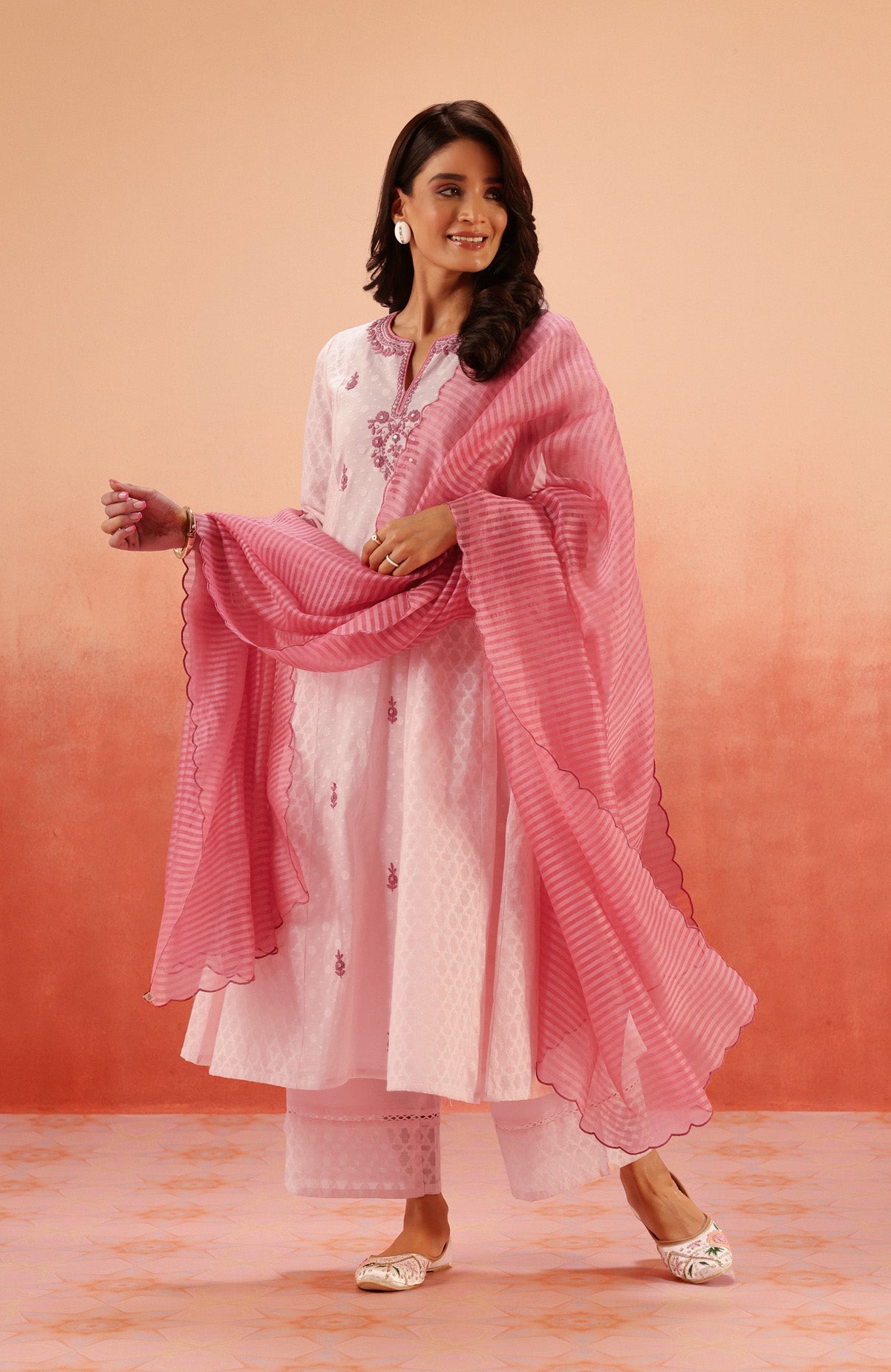 Sahiba Bali in GULNAAR PINK JACQUARD EMBROIDERED HANDCRAFTED KURTA SET