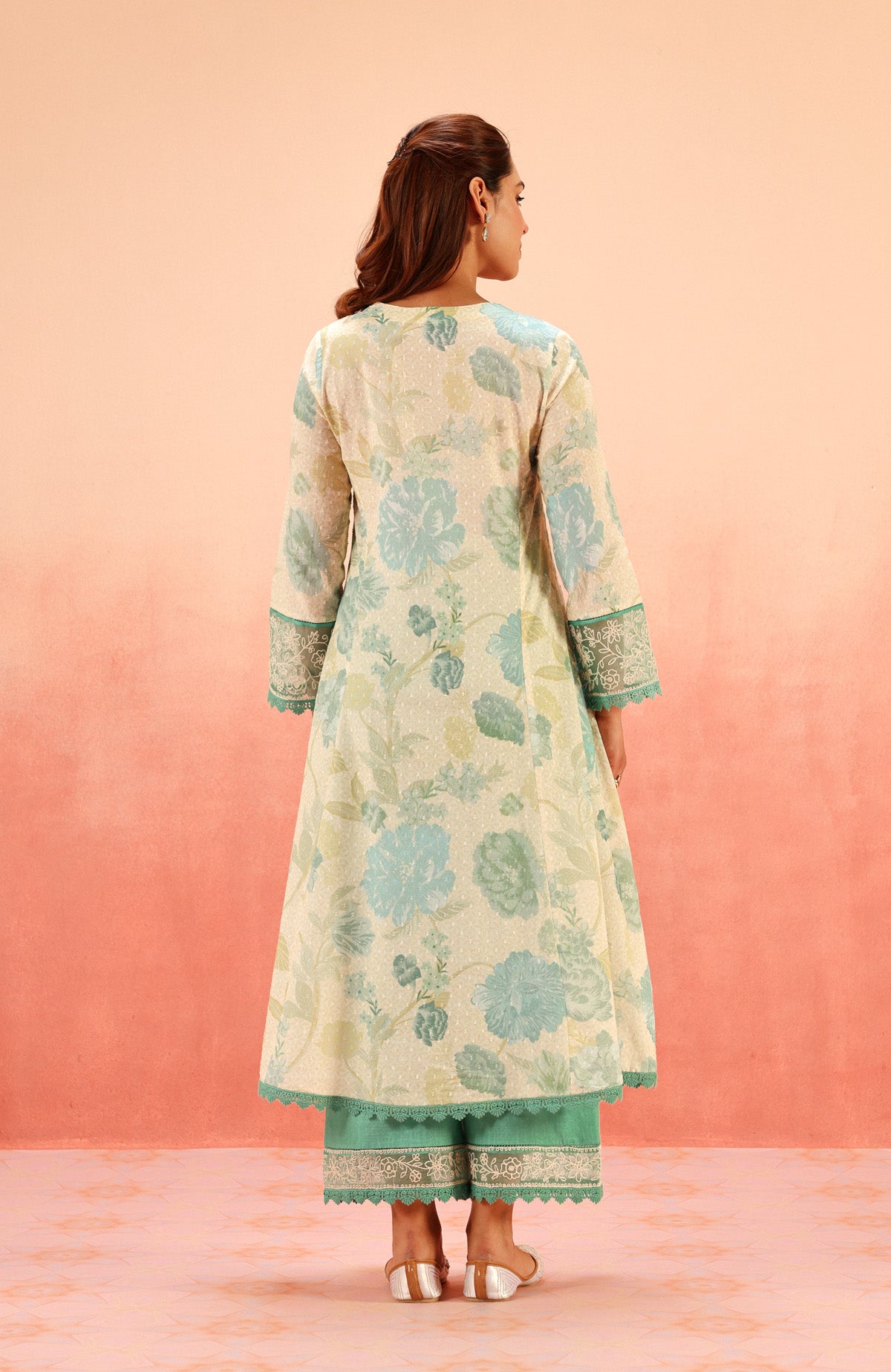 SHAZIA KHAN IN ANAYA GREEN FLORAL PRINTED COTTON DOBBY KURTA SET