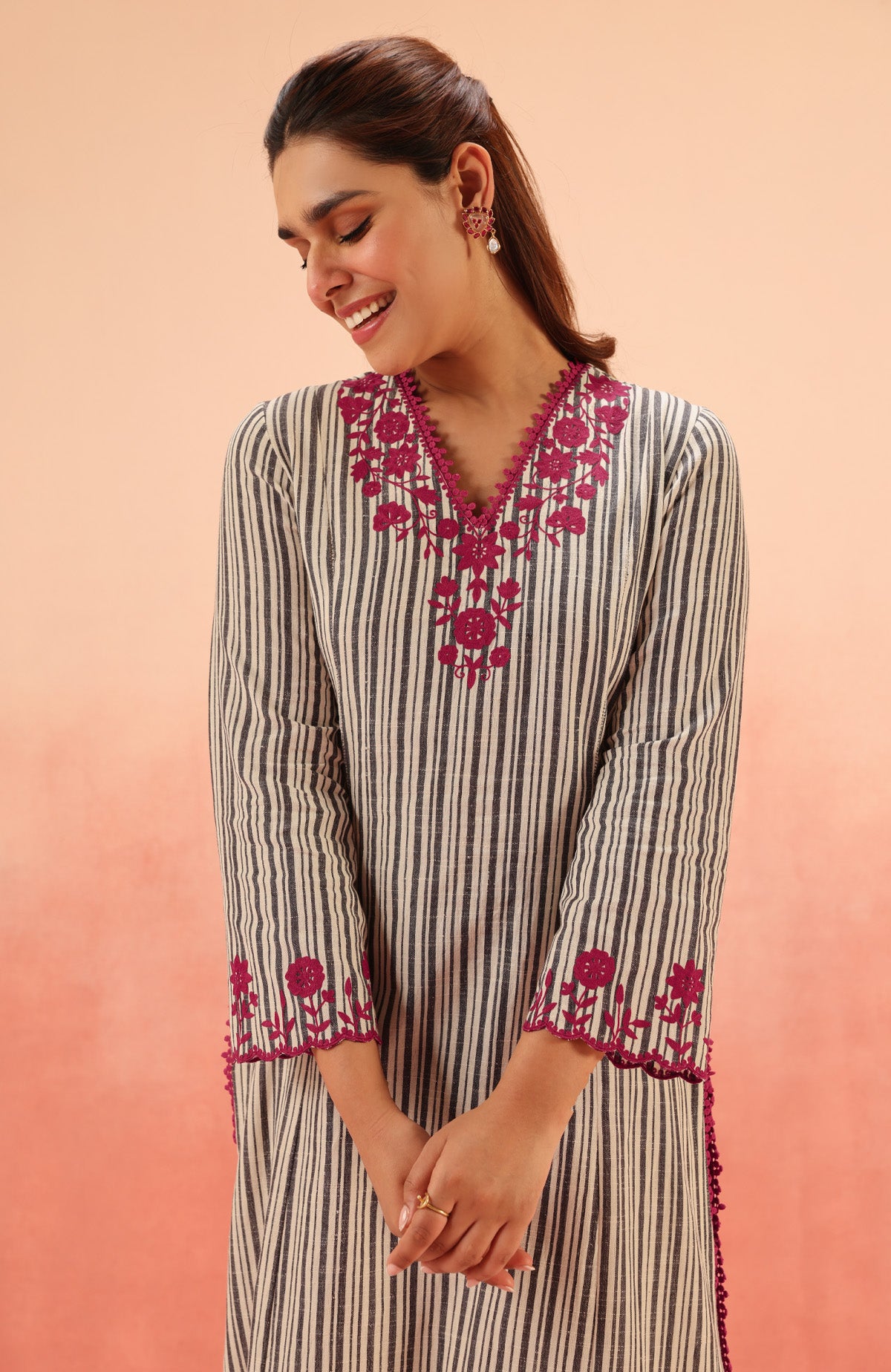 SAANJH BLACK COTTON YARN DYED KURTA SET