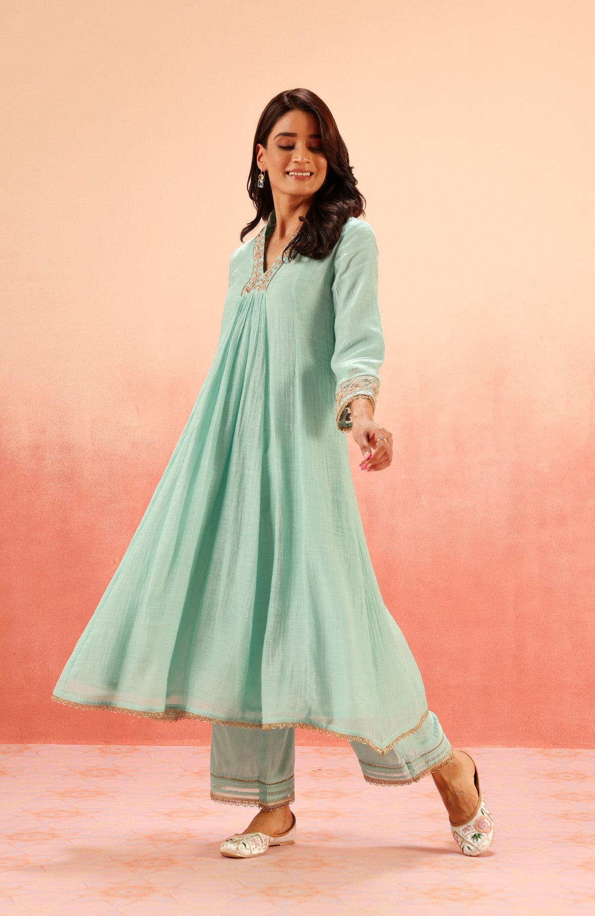CHANDANI TURQUOISE COTTON SILK EMBROIDERED KURTA SET