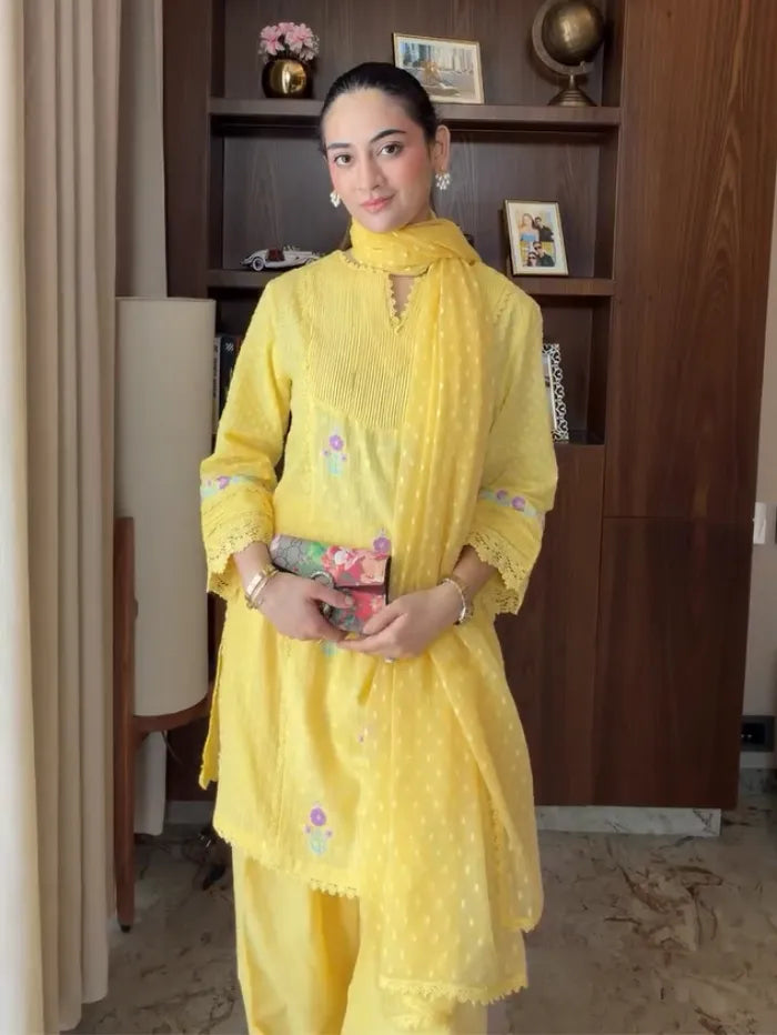 Shivami Jain in Laila Yellow Cotton Slub Jacquard Handcrafted Short Kurta Set with Aari embroidery and Farshi Salwar