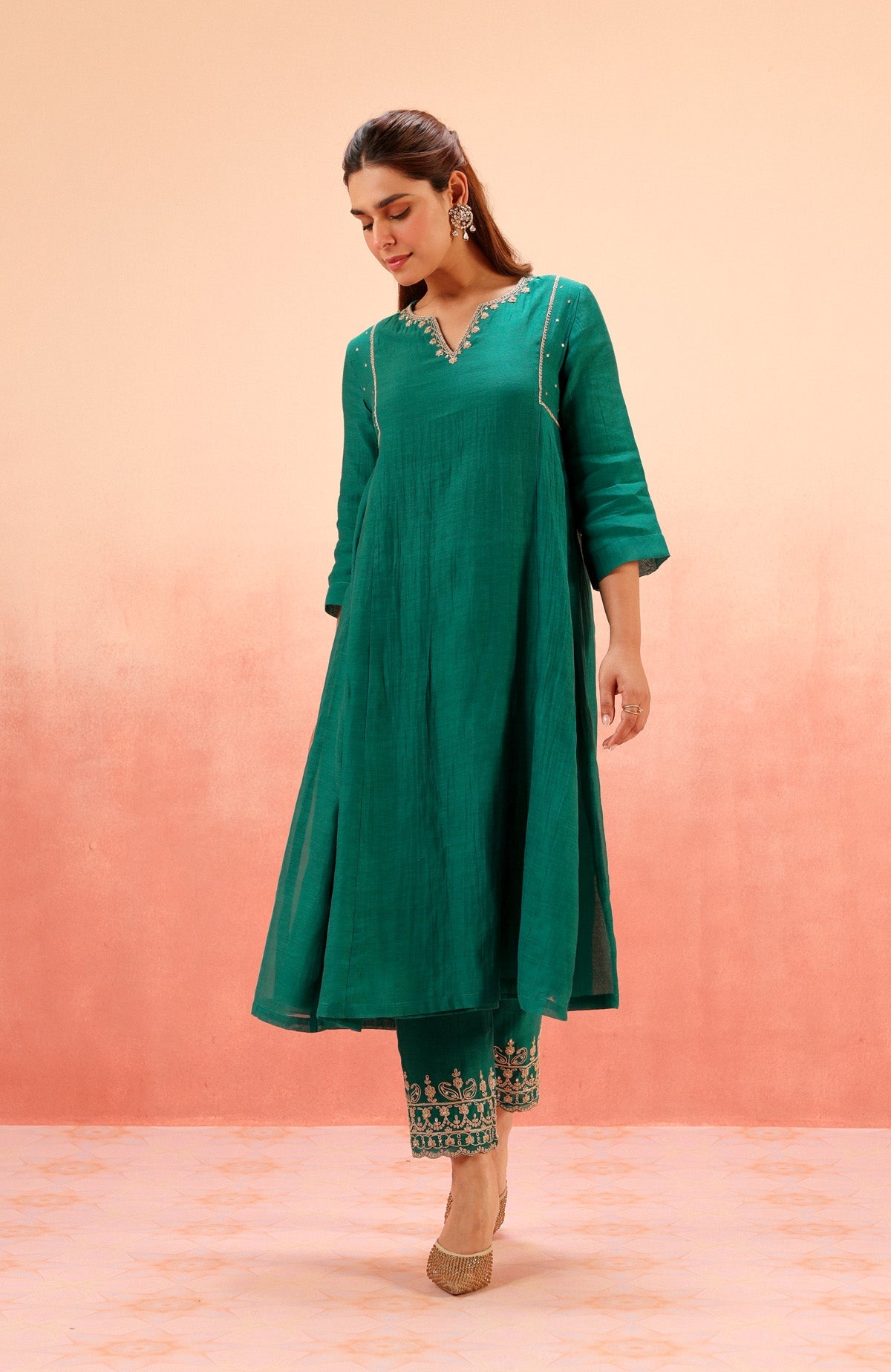 NAVYA ARYA in SAMIYA GREEN COTTON SILK CHANDERI EMBROIDERED HANDCRAFTED KURTA SET