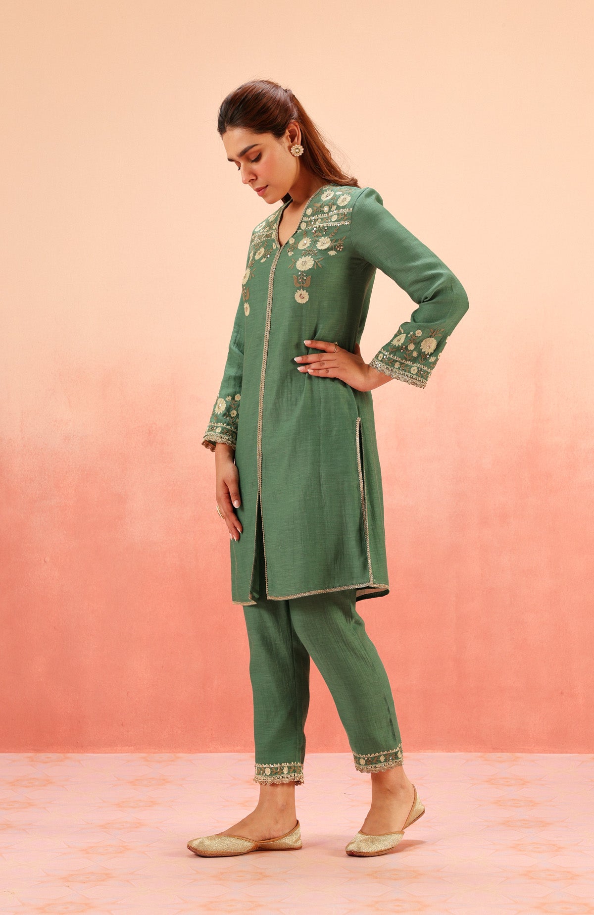 MOGRA GREEN COTTON SILK CHANDERI EMBROIDERED HANDCRAFTED KURTA SET