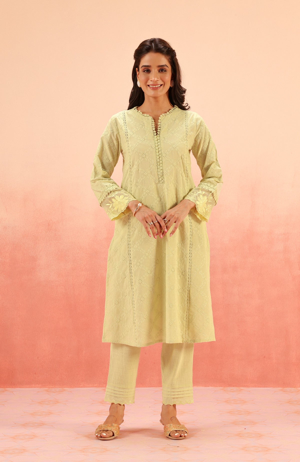 MAIRA GREEN SCHIFFLI EMBROIDERED KURTA SET (READY TO SHIP)