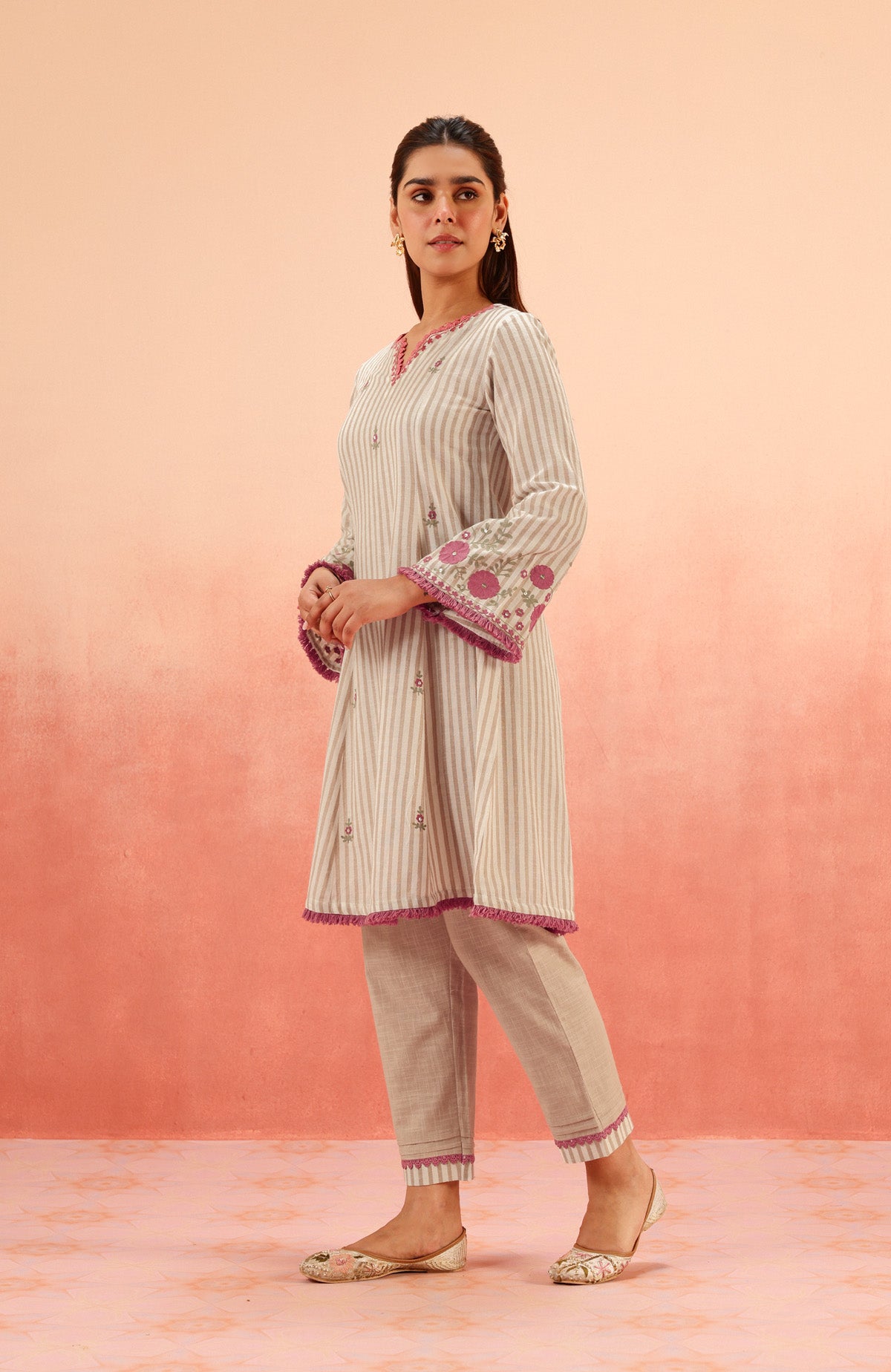 SAYA BEIGE EMBROIDERED YARN DYED HANDCRAFTED KURTA SET