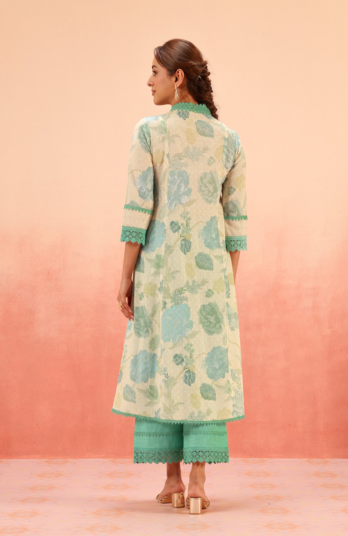 AVNI GREEN FLORAL PRINTED COTTON DOBBY HANDCRAFTED KURTA SET