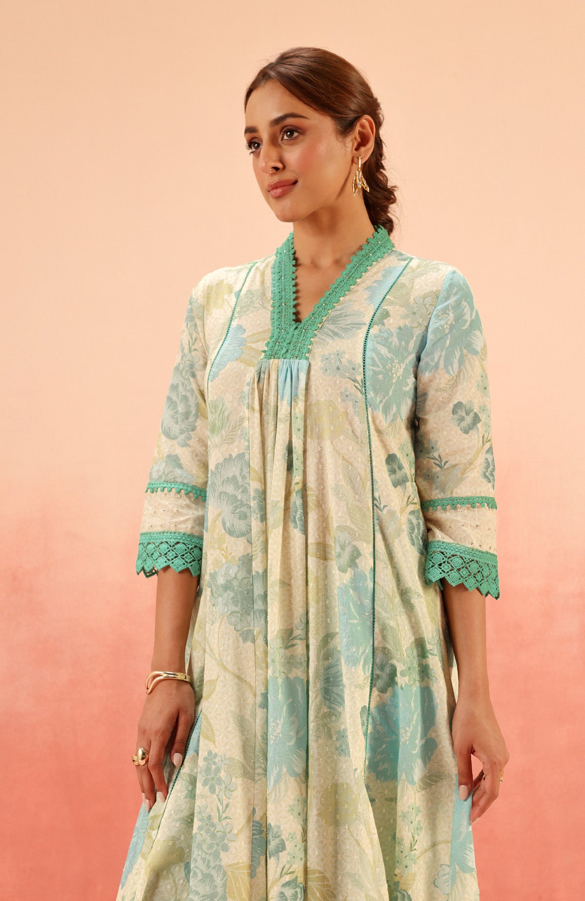 AVNI GREEN FLORAL PRINTED COTTON DOBBY HANDCRAFTED KURTA SET
