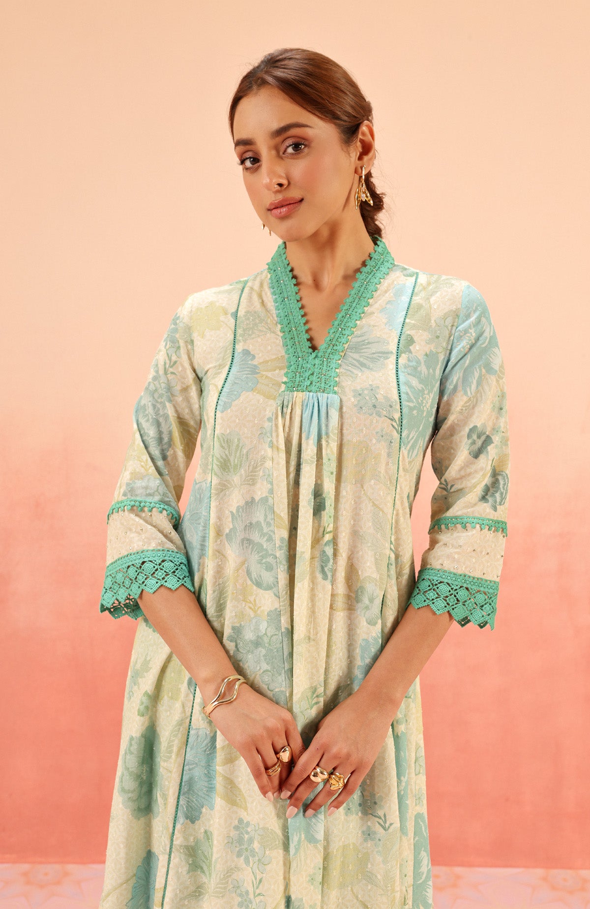 AVNI GREEN FLORAL PRINTED COTTON DOBBY HANDCRAFTED KURTA SET