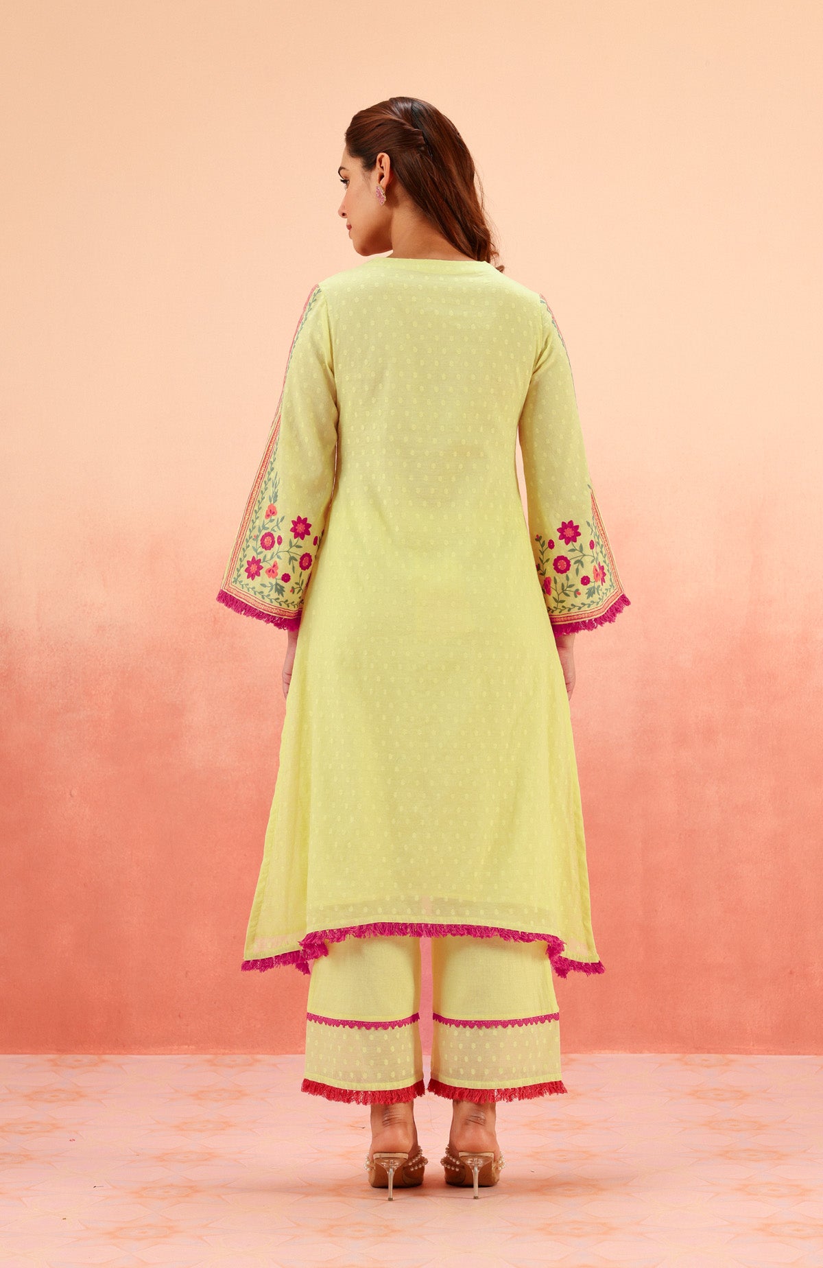 RESHM LIME JACQUARD EMBROIDERED KURTA SET (READY TO SHIP)