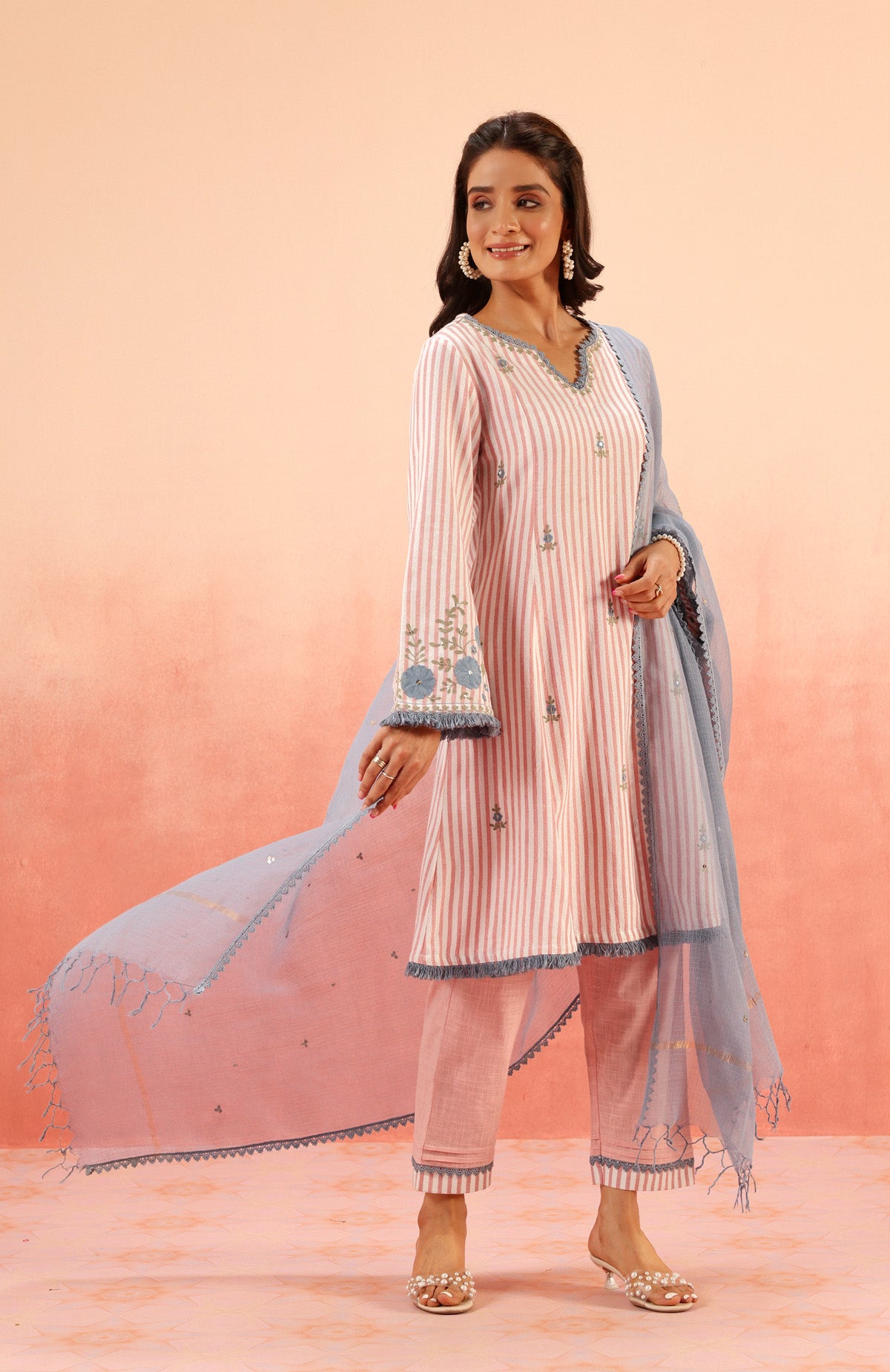 SAYA PINK EMBROIDERED YARN DYED HANDCRAFTED KURTA SET (READY TO SHIP)