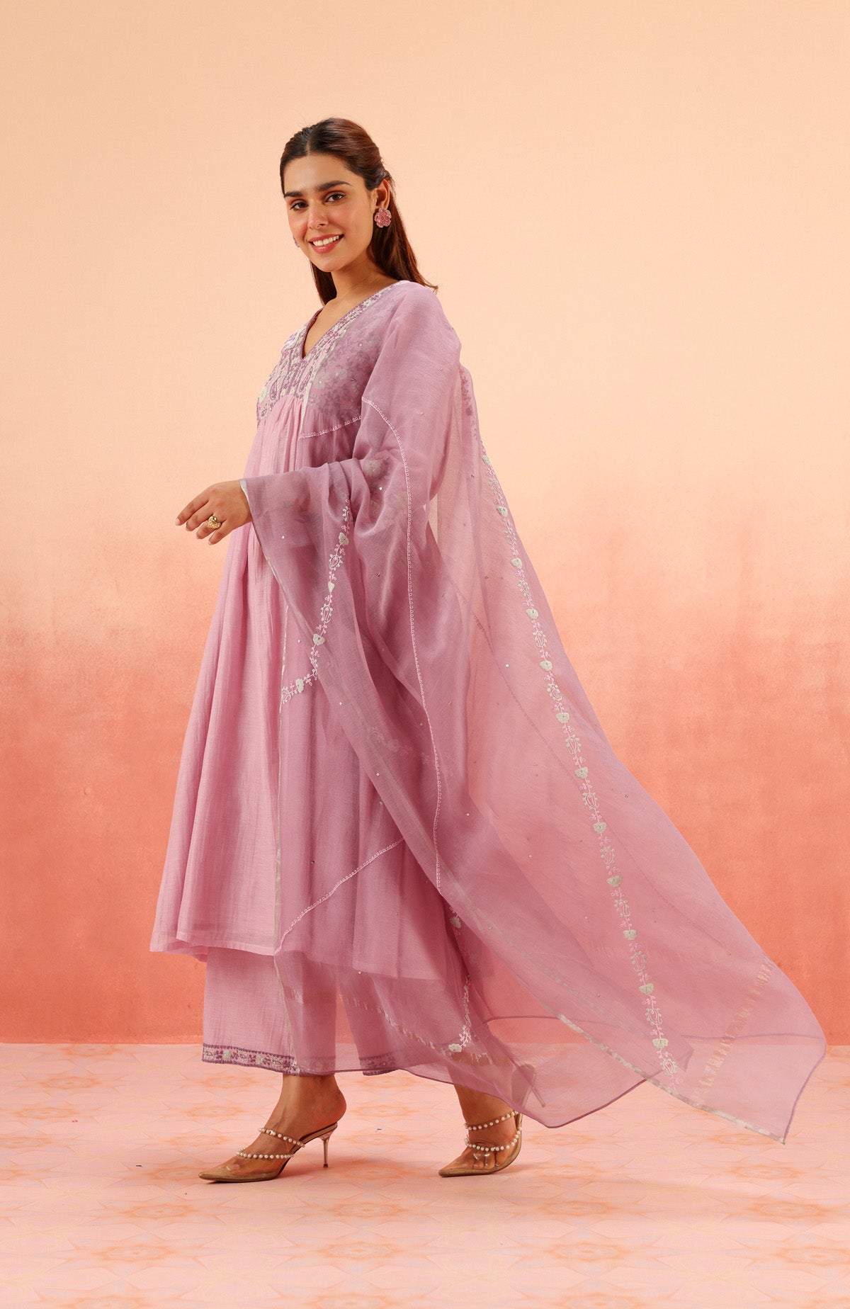 Kulvir Kaur Malhotra in TARINI LAVENDER COTTON SILK CHANDERI EMBROIDERED HANDCRAFTED KURTA SET