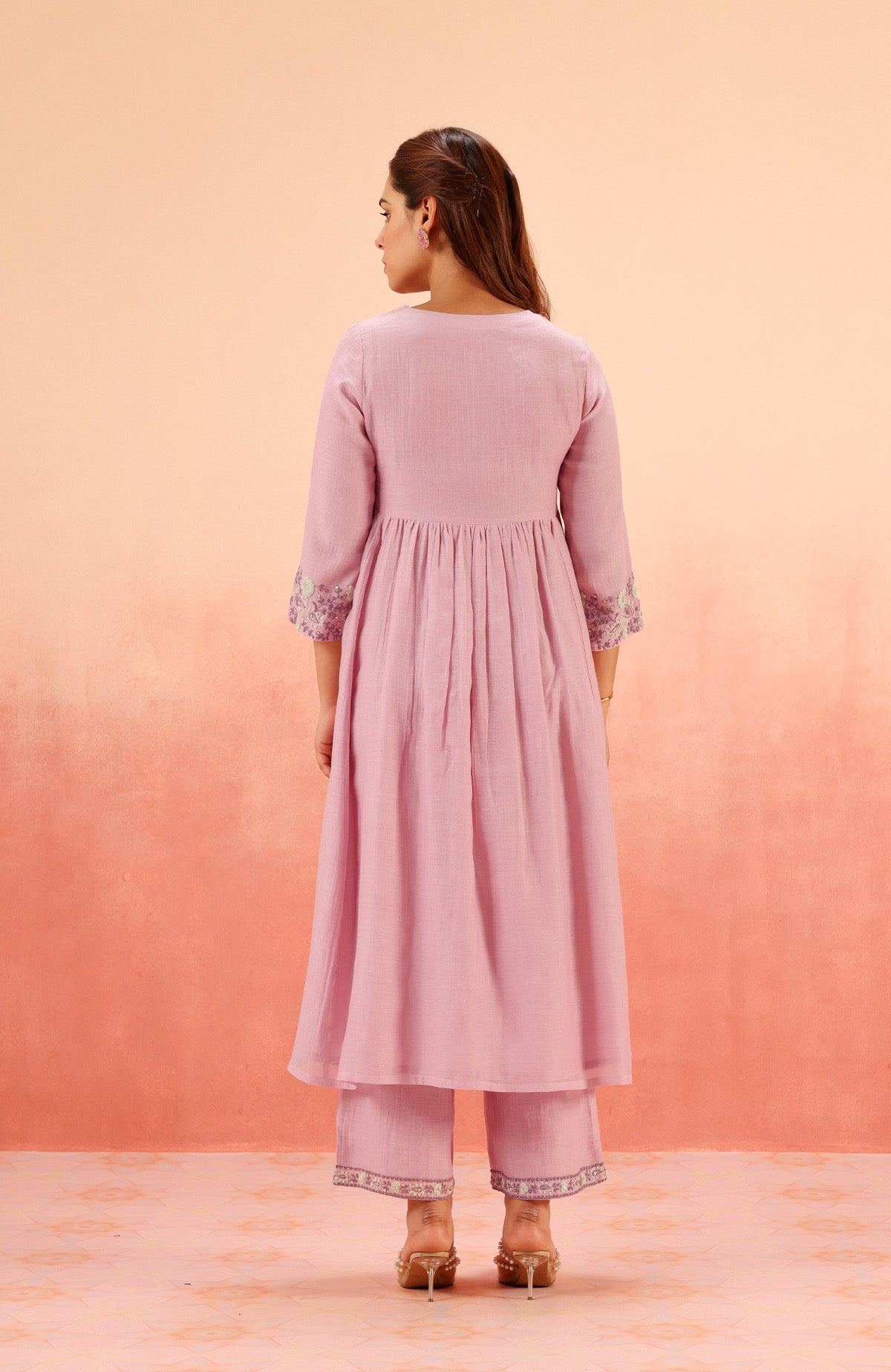 Kulvir Kaur Malhotra in TARINI LAVENDER COTTON SILK CHANDERI EMBROIDERED HANDCRAFTED KURTA SET