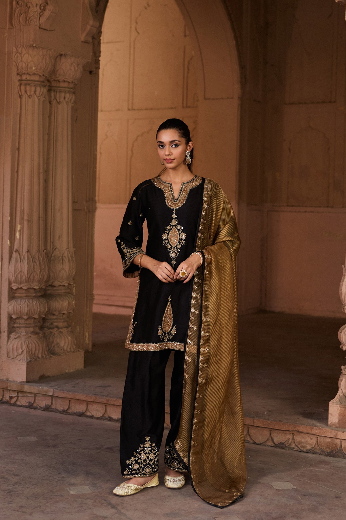 SHAHEEN SILK CHANDERI HANDCRAFTED BLACK KURTA SET WITH FARSHI SALWAR