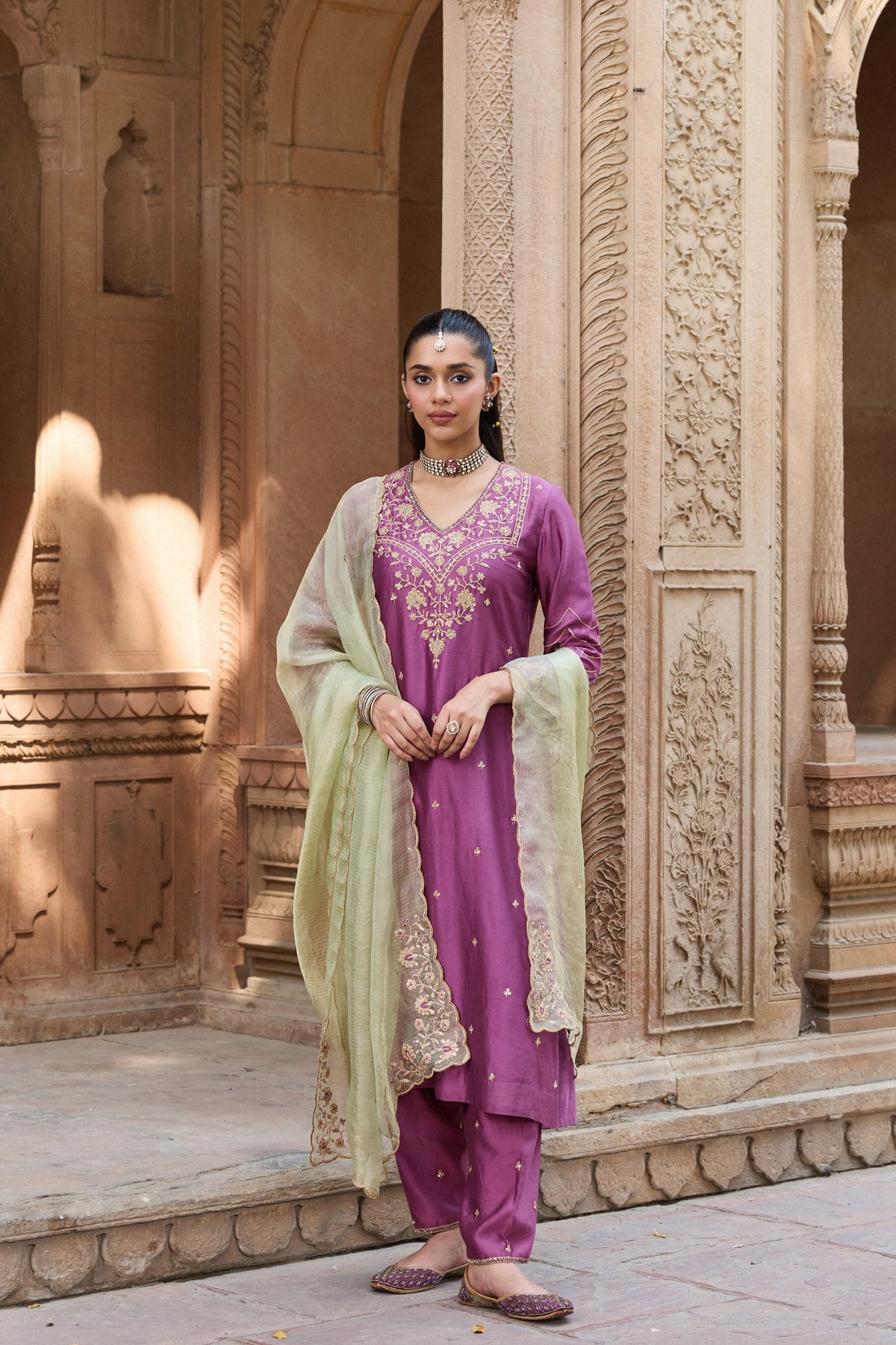 NANDINI SILK CHANDERI HANDCRAFTED MAUVE STRAIGHT KURTA SET