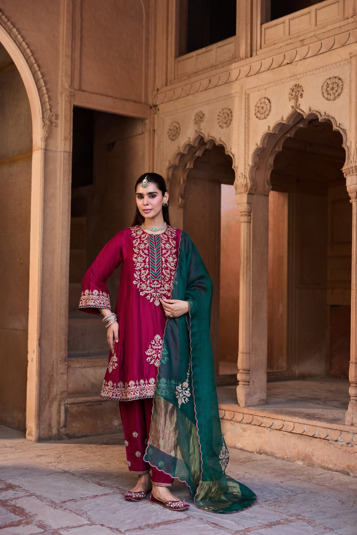 HEENA PURE SILK HANDCRAFTED MAROON CHOGA SET