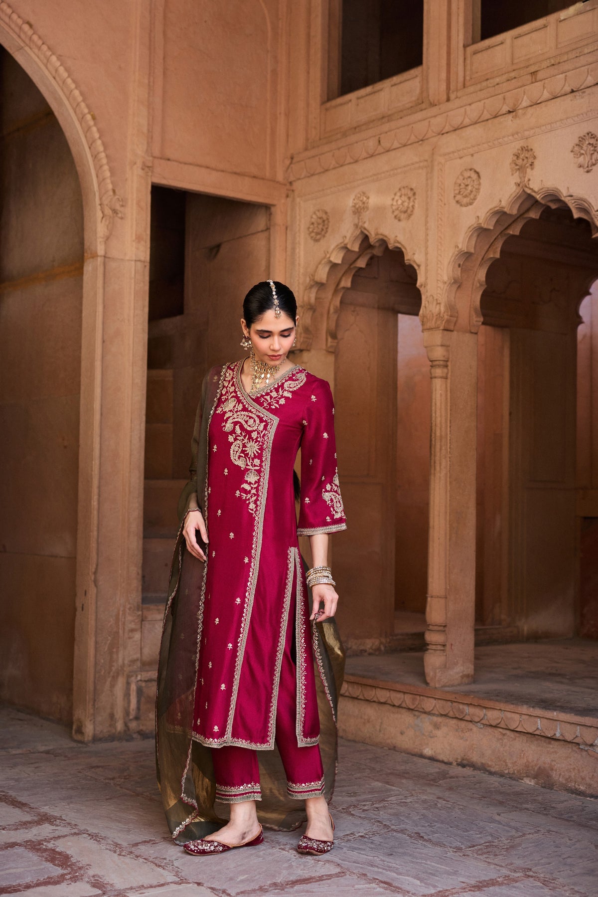 PADMINI PURE SILK HANDCRAFTED RED ANGRAKHA SET