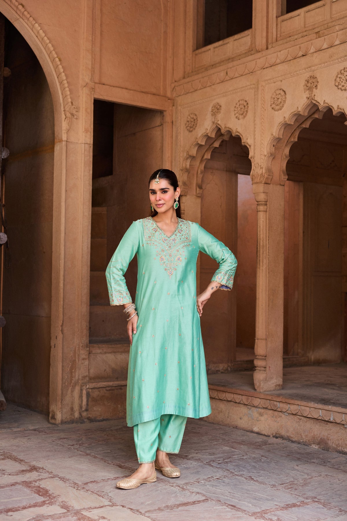 NANDINI SILK CHANDERI HANDCRAFTED TURQUOISE STRAIGHT KURTA SET
