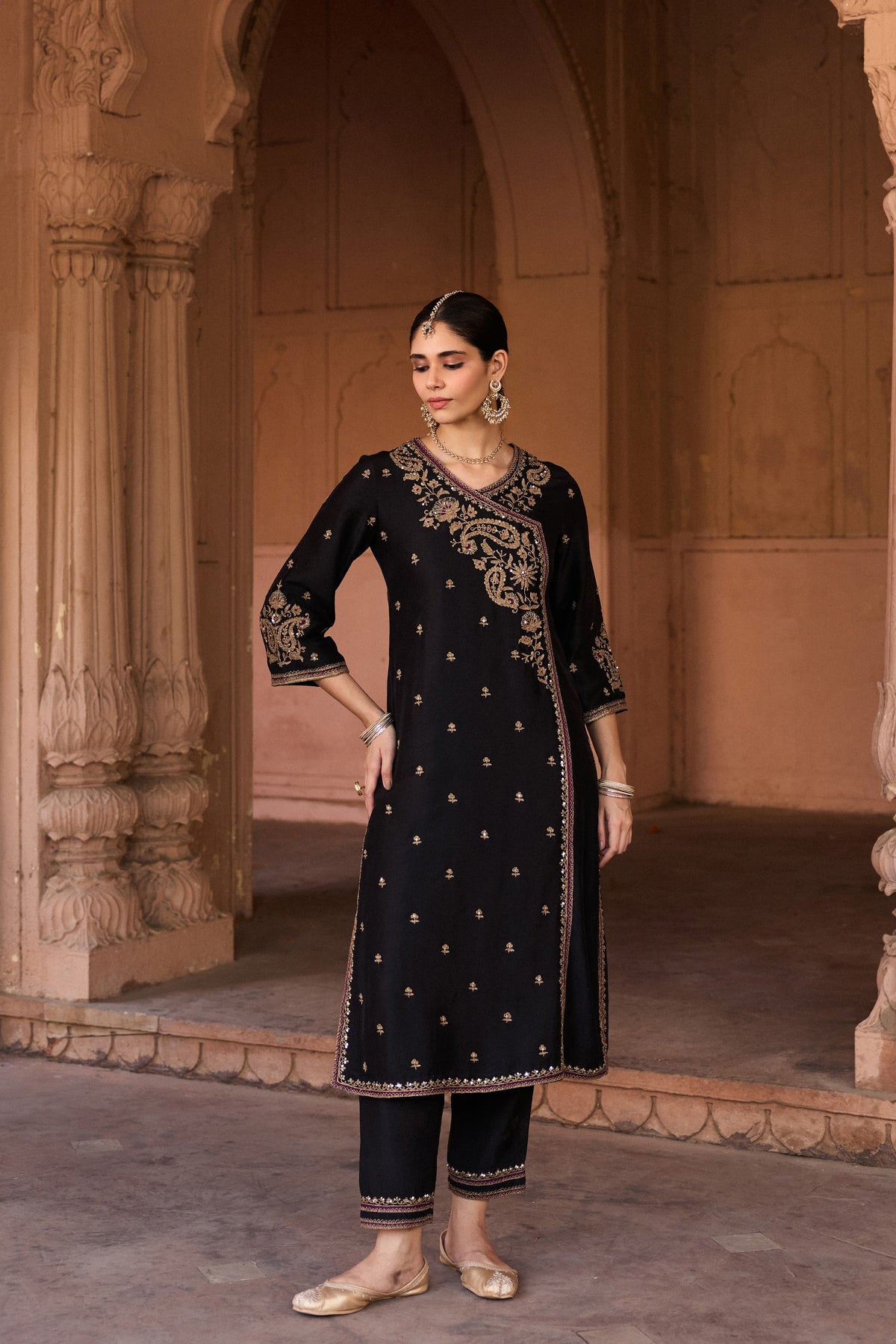 PADMINI PURE SILK HANDCRAFTED BLACK ANGRAKHA SET