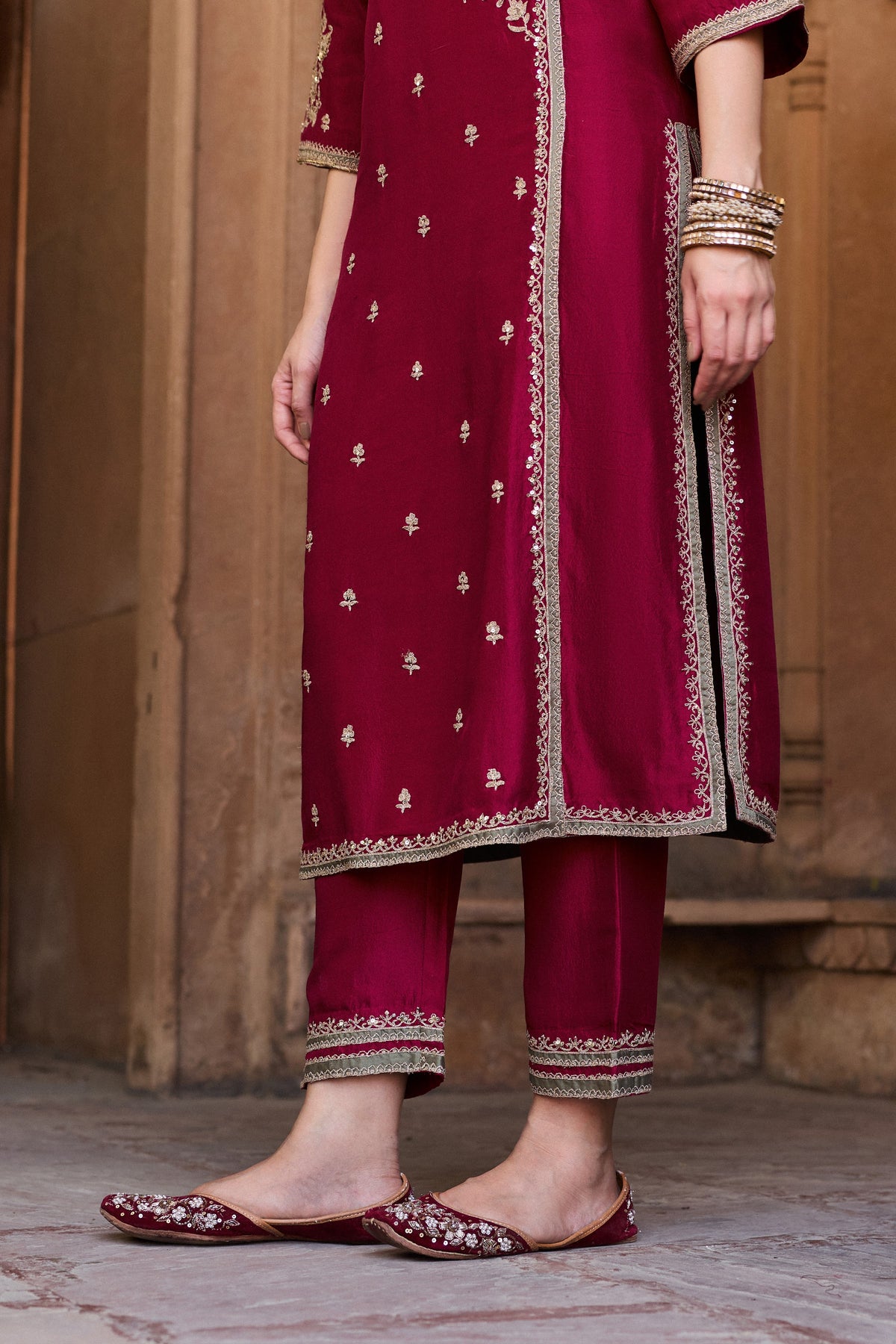 PADMINI PURE SILK HANDCRAFTED BLACK ANGRAKHA SET