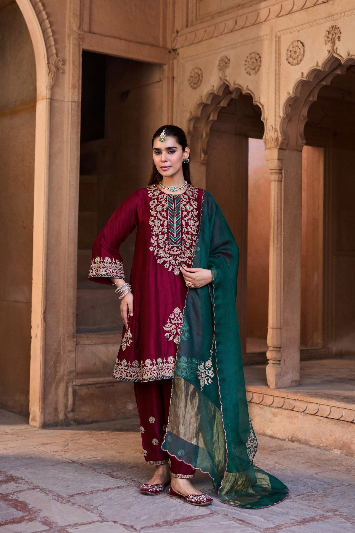 HEENA PURE SILK HANDCRAFTED MAROON CHOGA SET
