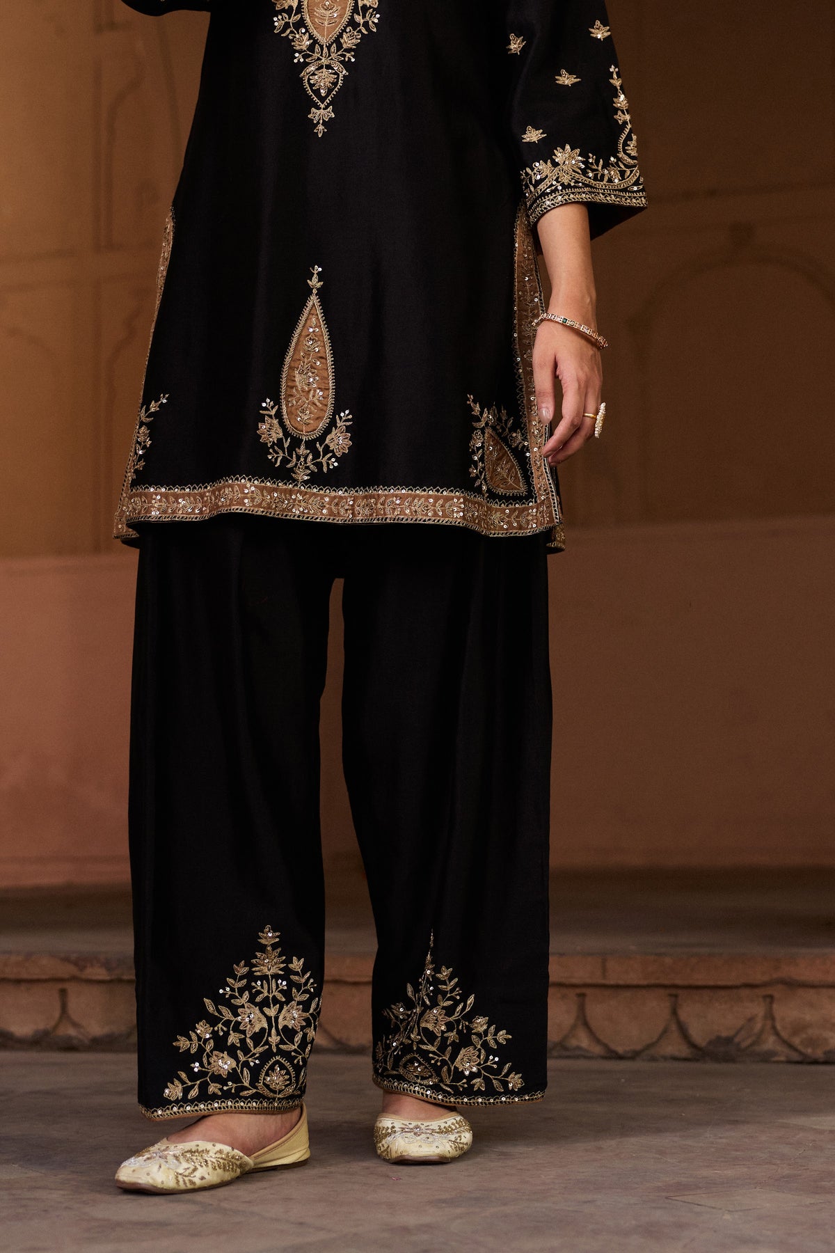 SHAHEEN SILK CHANDERI HANDCRAFTED BLACK KURTA SET WITH FARSHI SALWAR