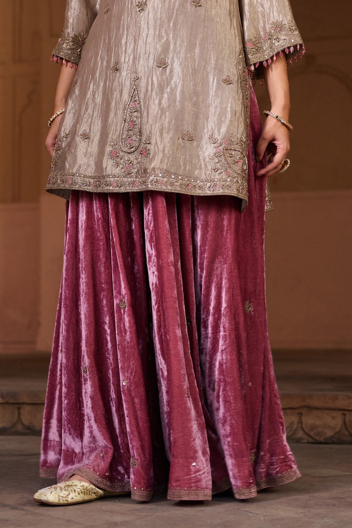 SHABANA SILK TISSUE HANDCRAFTED SILVER KURTA SET WITH SHARARA