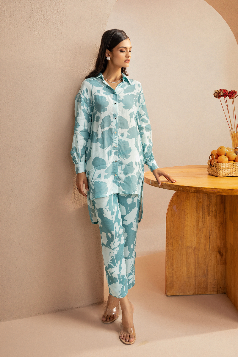 TARINI MANCHANDA IN EMILY BLUE FLORAL PRINTED CREPE COORD SET