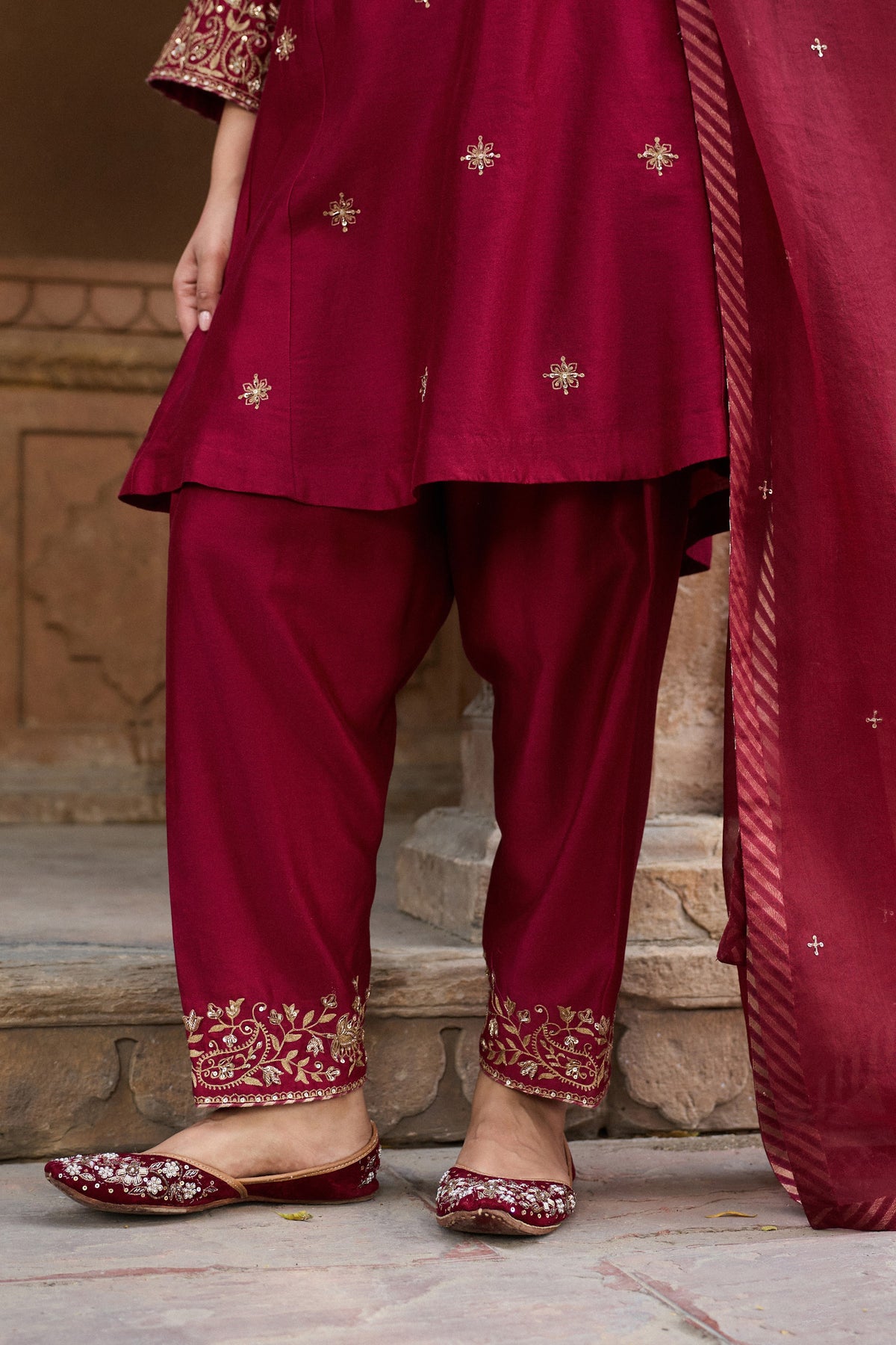 RAINA SILK CHANDERI HANDCRAFTED RED CHOGA SET