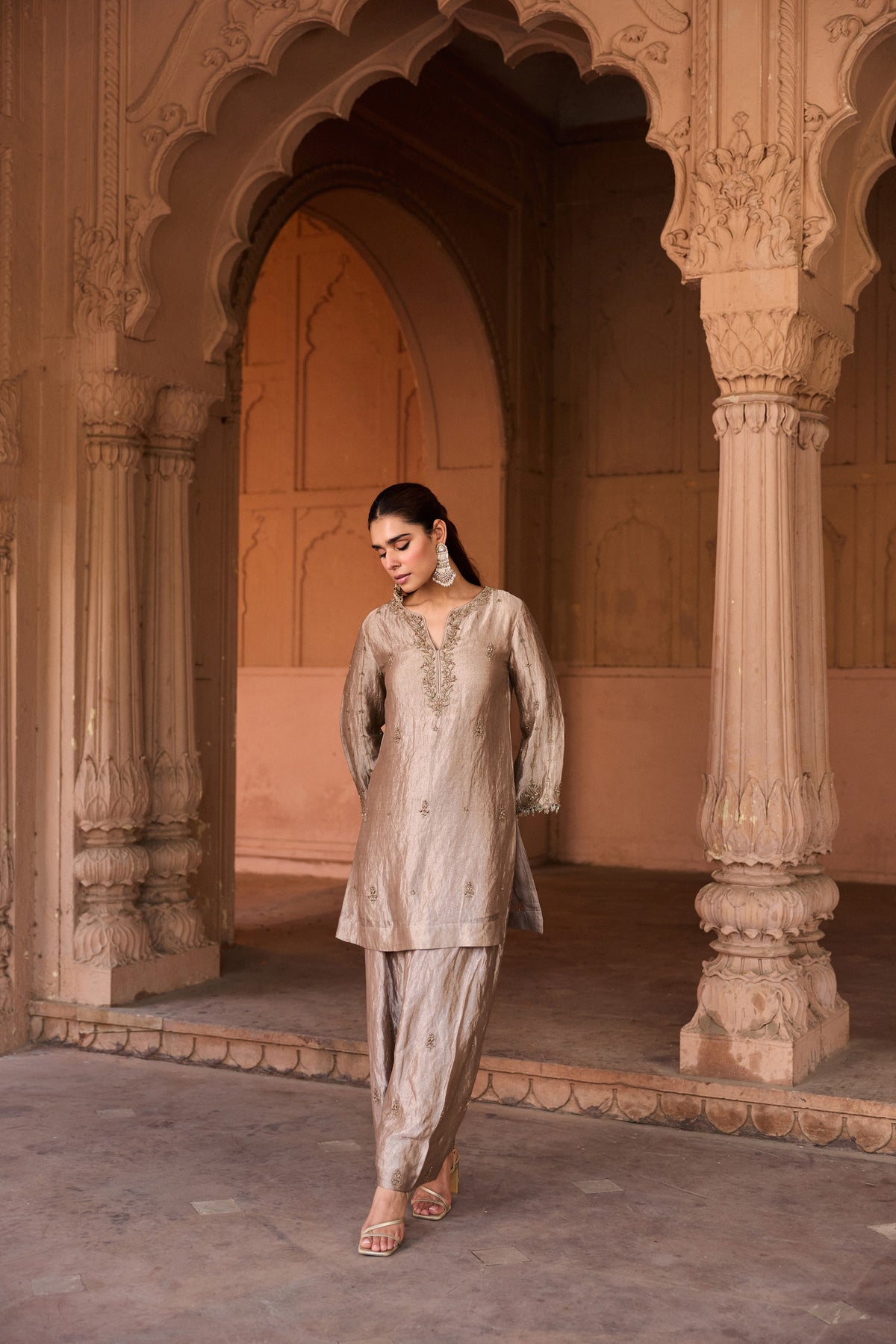 SHAHBANO SILK TISSUE HANDCRAFTED SILVER KURTA SET WITH FARSHI SALWAR