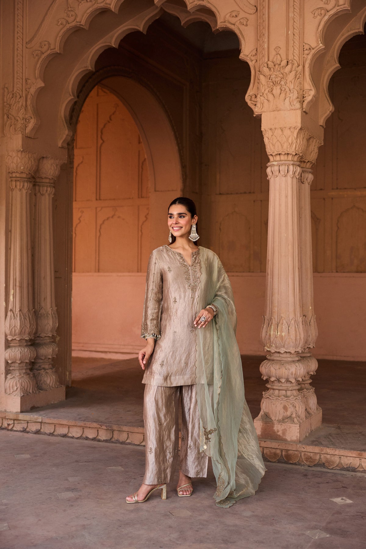 SHAHBANO SILK TISSUE HANDCRAFTED SILVER KURTA SET WITH FARSHI SALWAR