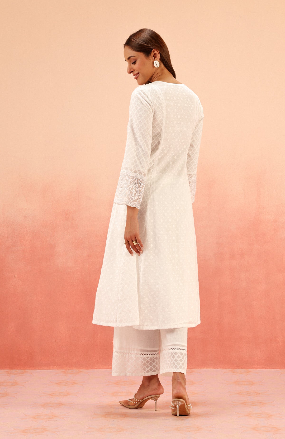 GULNAAR WHITE JACQUARD EMBROIDERED HANDCRAFTED KURTA SET (READY TO SHIP)