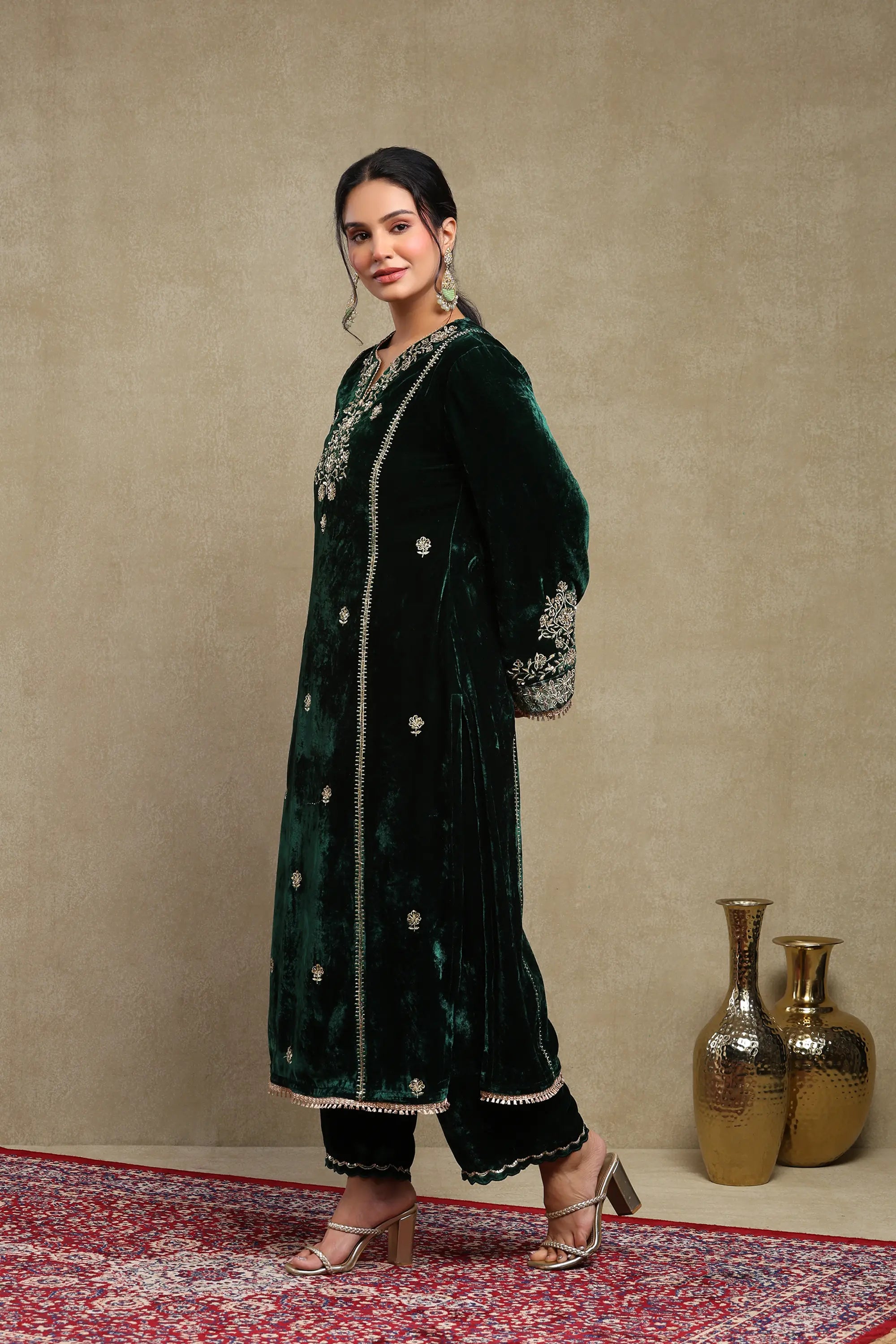 Leena Forest Green Embroidered Silk Velvet Handcrafted Kurta Set