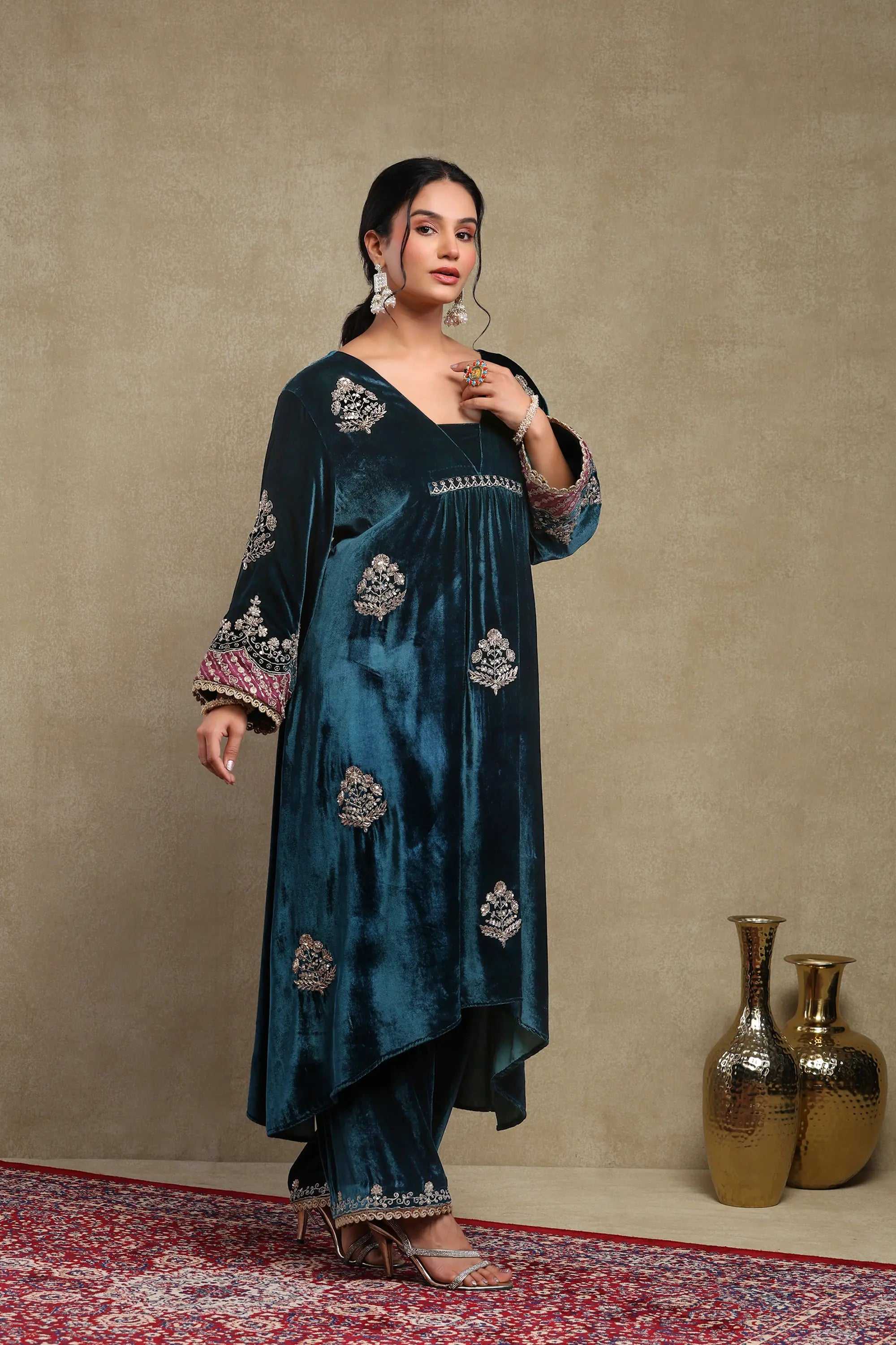 Samira Midnight Blue Velvet Kurta Set
