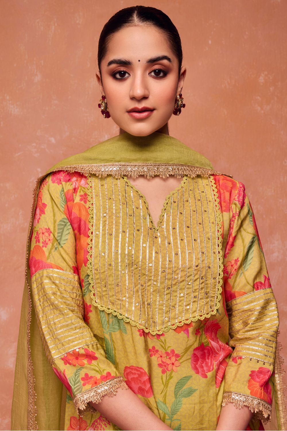 BAHARA GREEN HANDCRFATED A-LINE KURTA SET