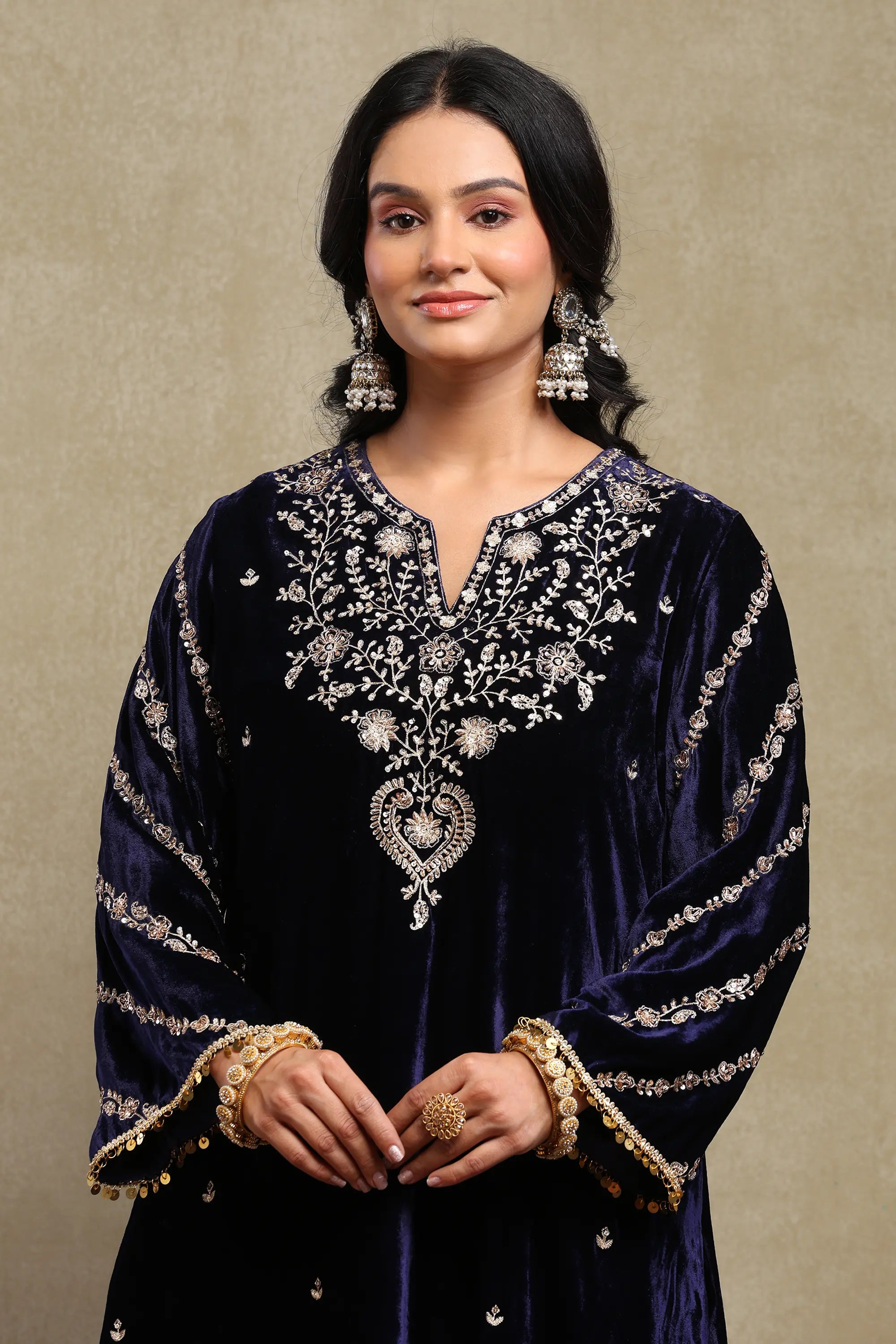 Nayab Navy Blue Embroidered Silk Velvet Handcrafted Kurta Set