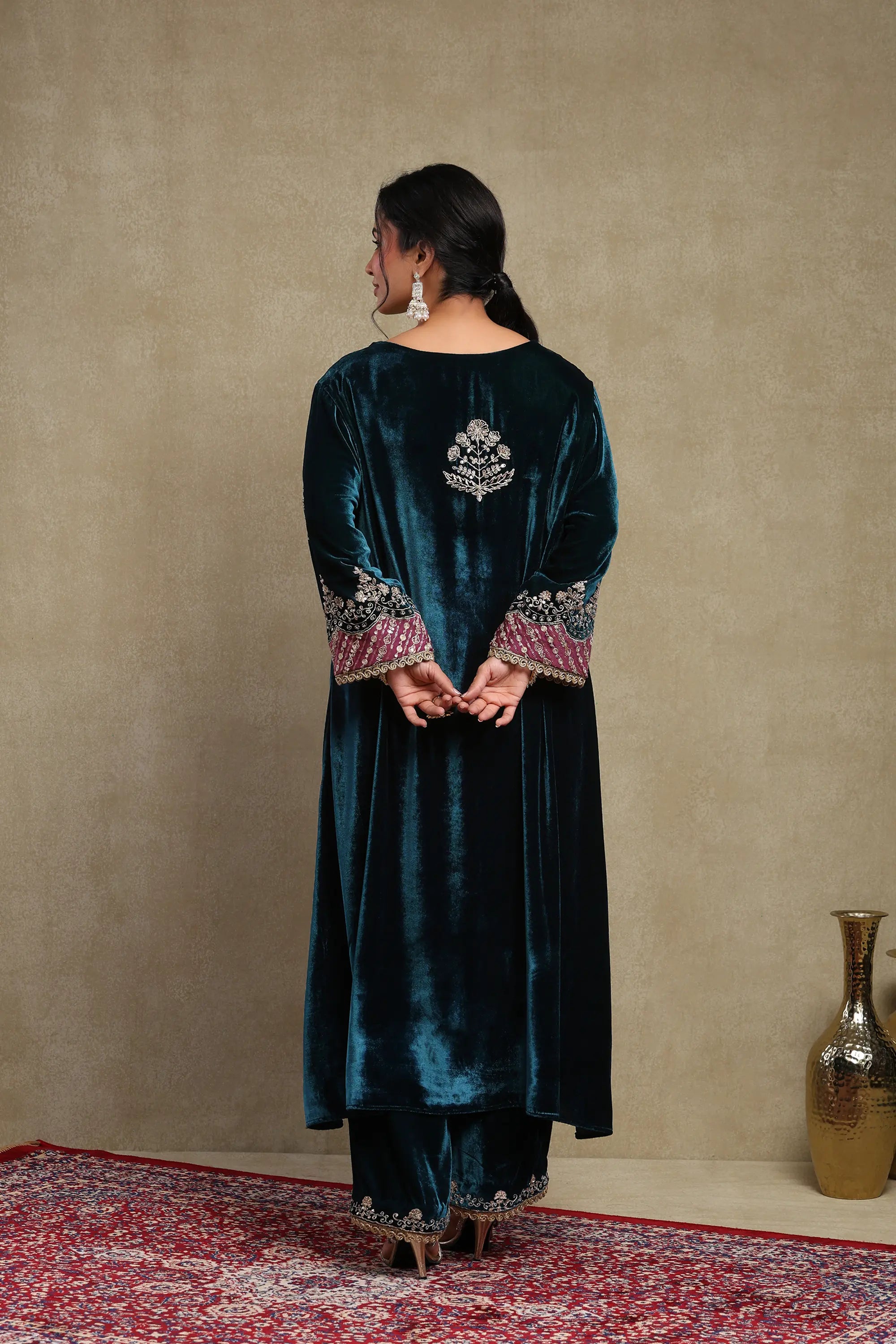 Samira Midnight Blue Velvet Kurta Set