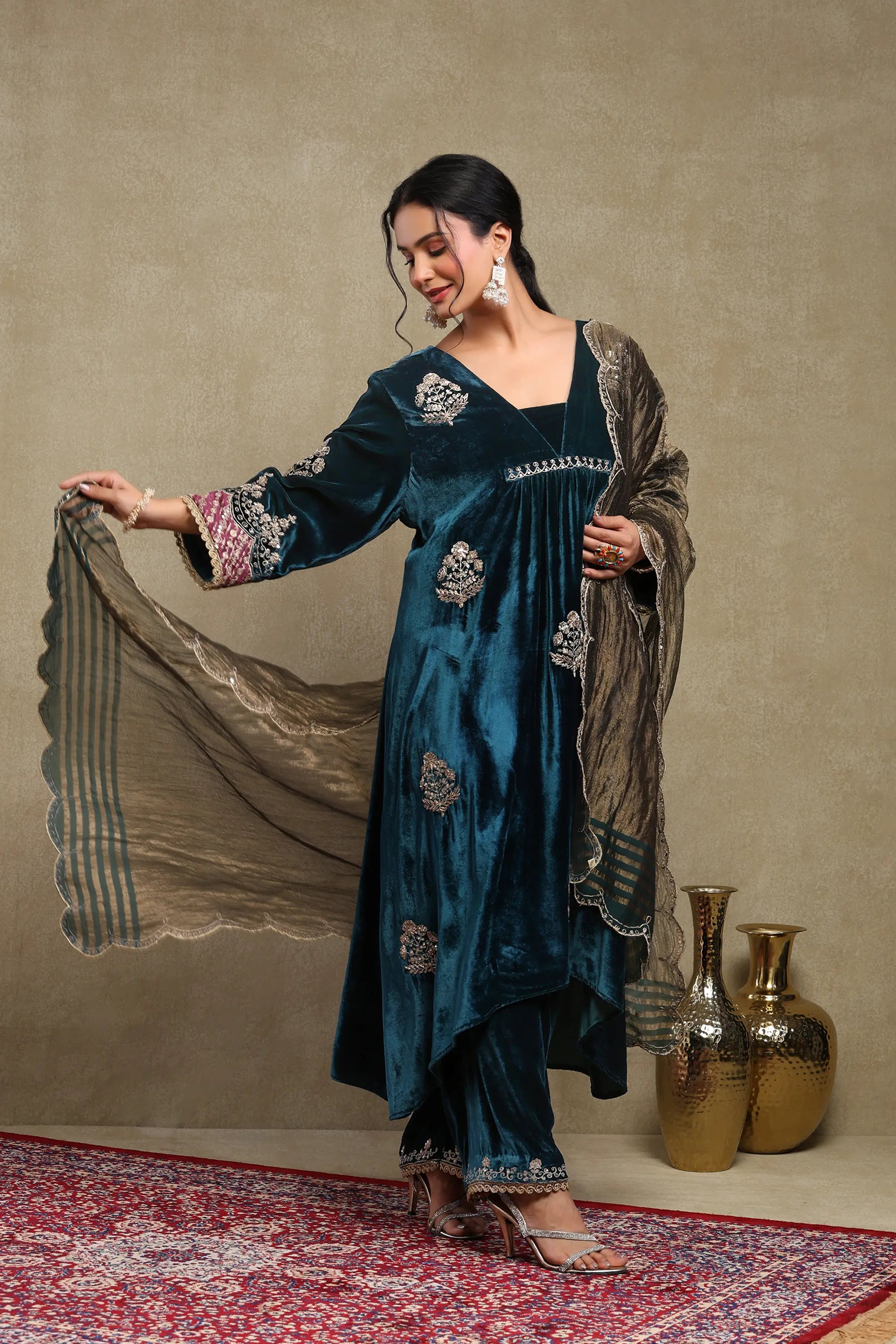 Samira Midnight Blue Velvet Kurta Set
