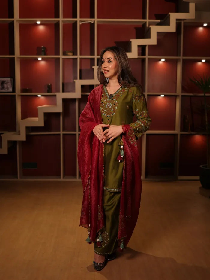 Megha Chopra in Lehar Olive Green Mirror Work Silk Chanderi Handcrafted Kurta Set