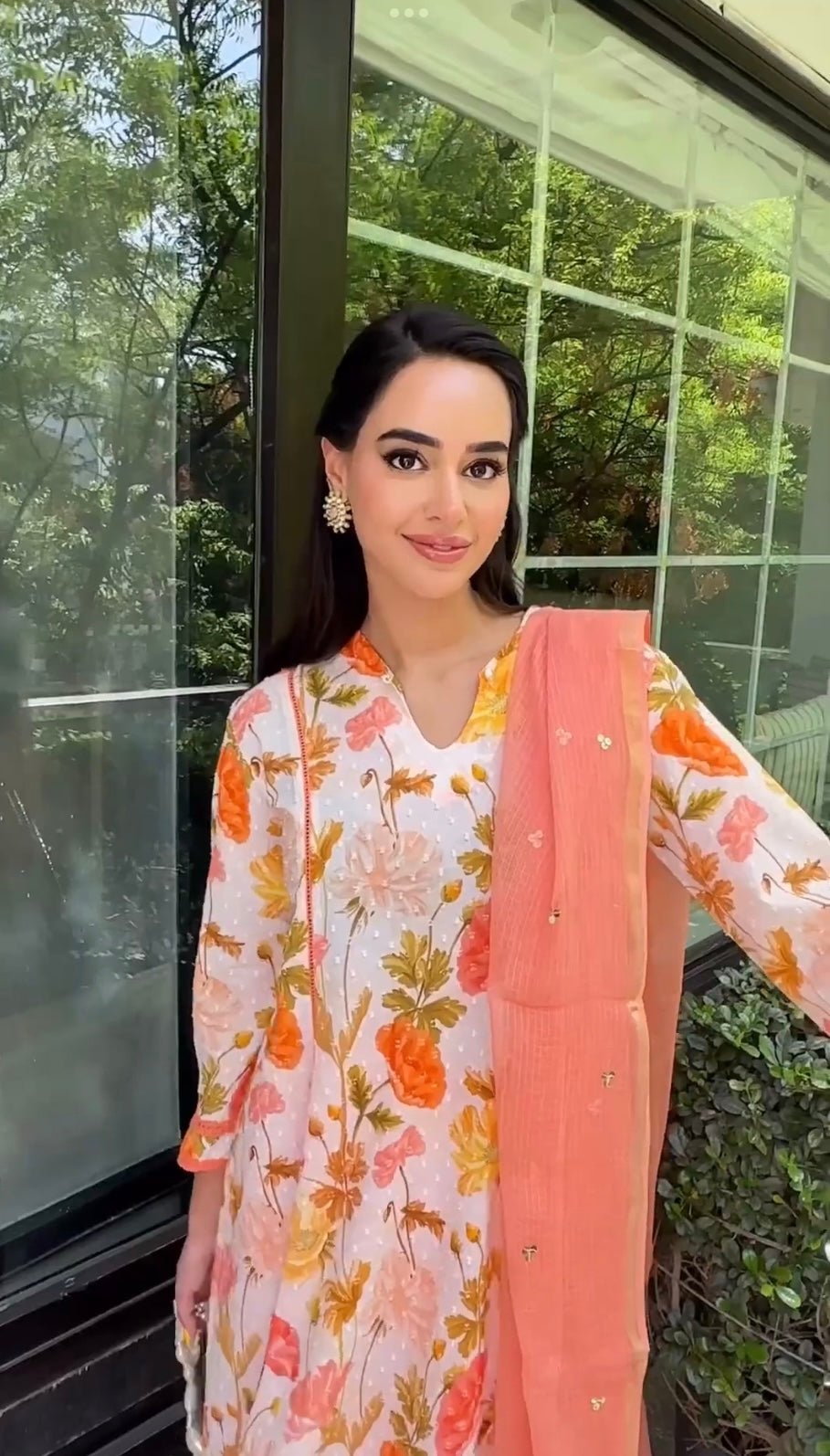 ARUSHI MEHRA IN ZAHUR ORANGE FLORAL PRINTED COTTON DOBBY HANDCRAFTED KURTA SET