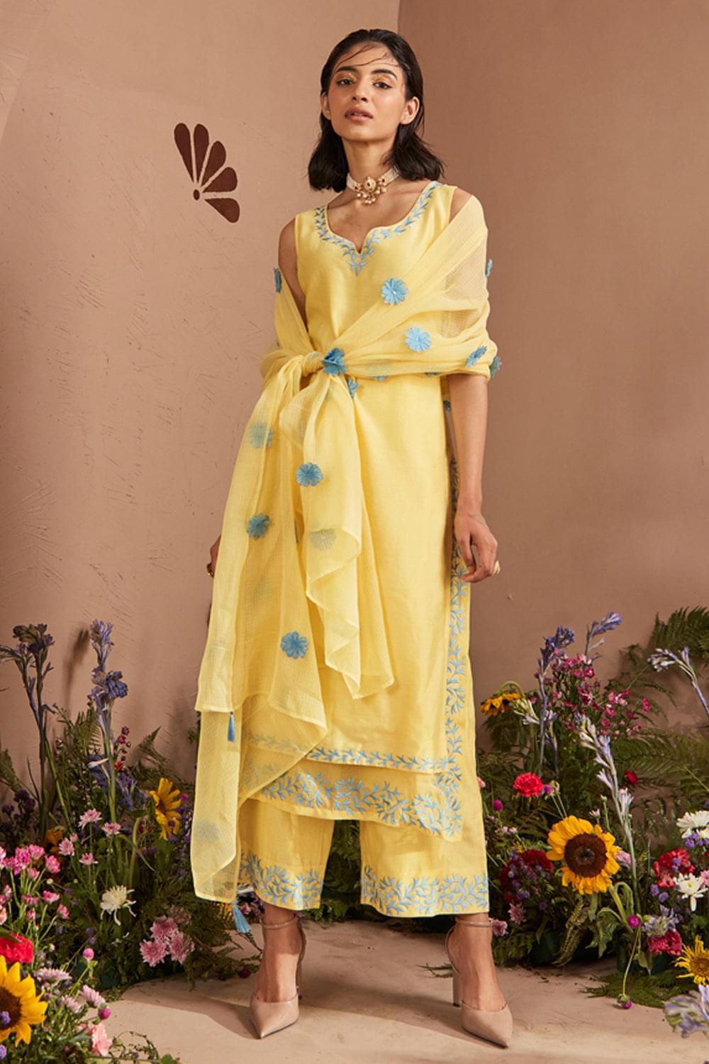 KAJAL AGGARWAL IN DUA LIGHT YELLOW SILK CHANDERI HANDCRAFTED KURTA SET