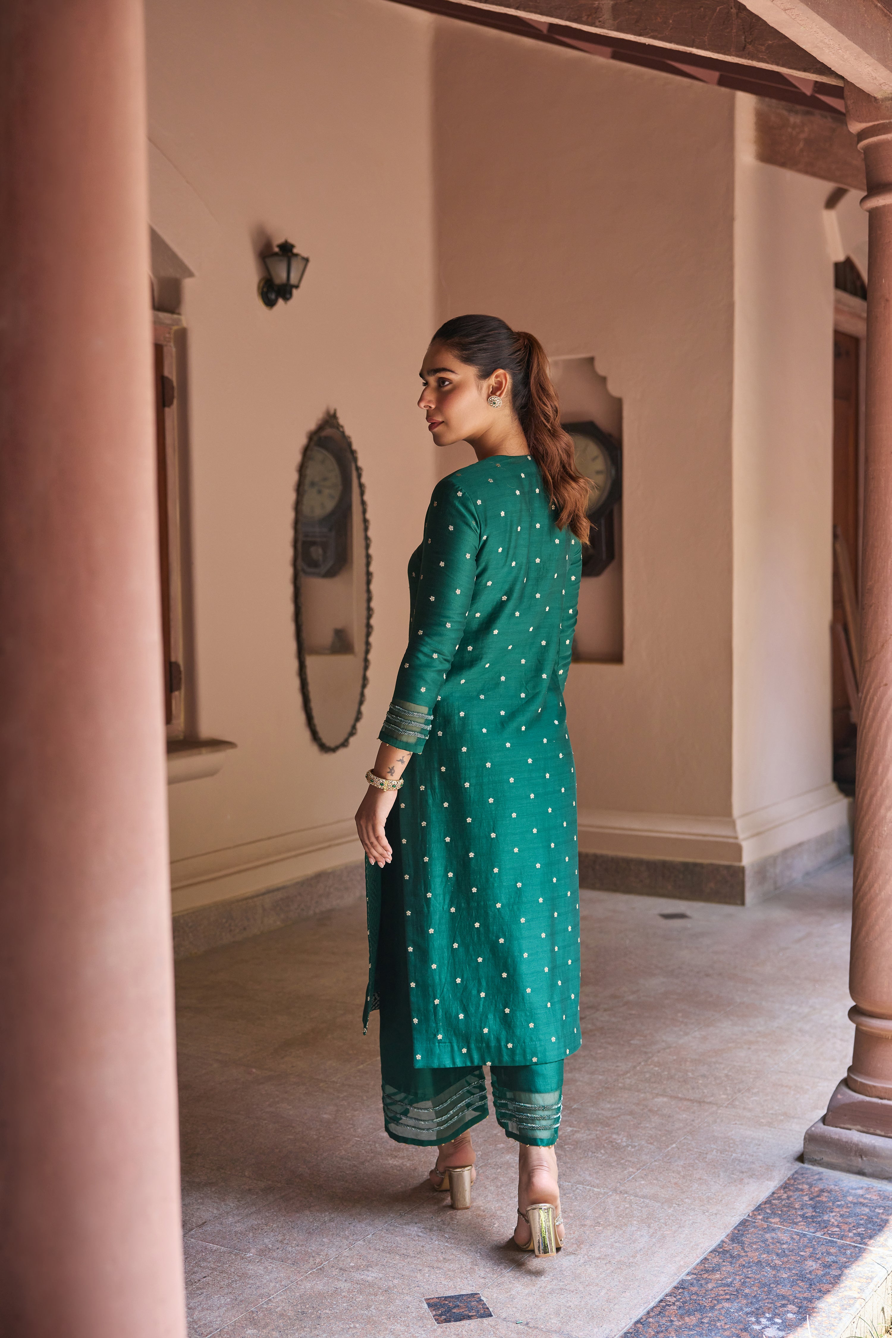 Chand Jacquard Silk Chanderi Embroidered Emerald Green Straight Kurta Set