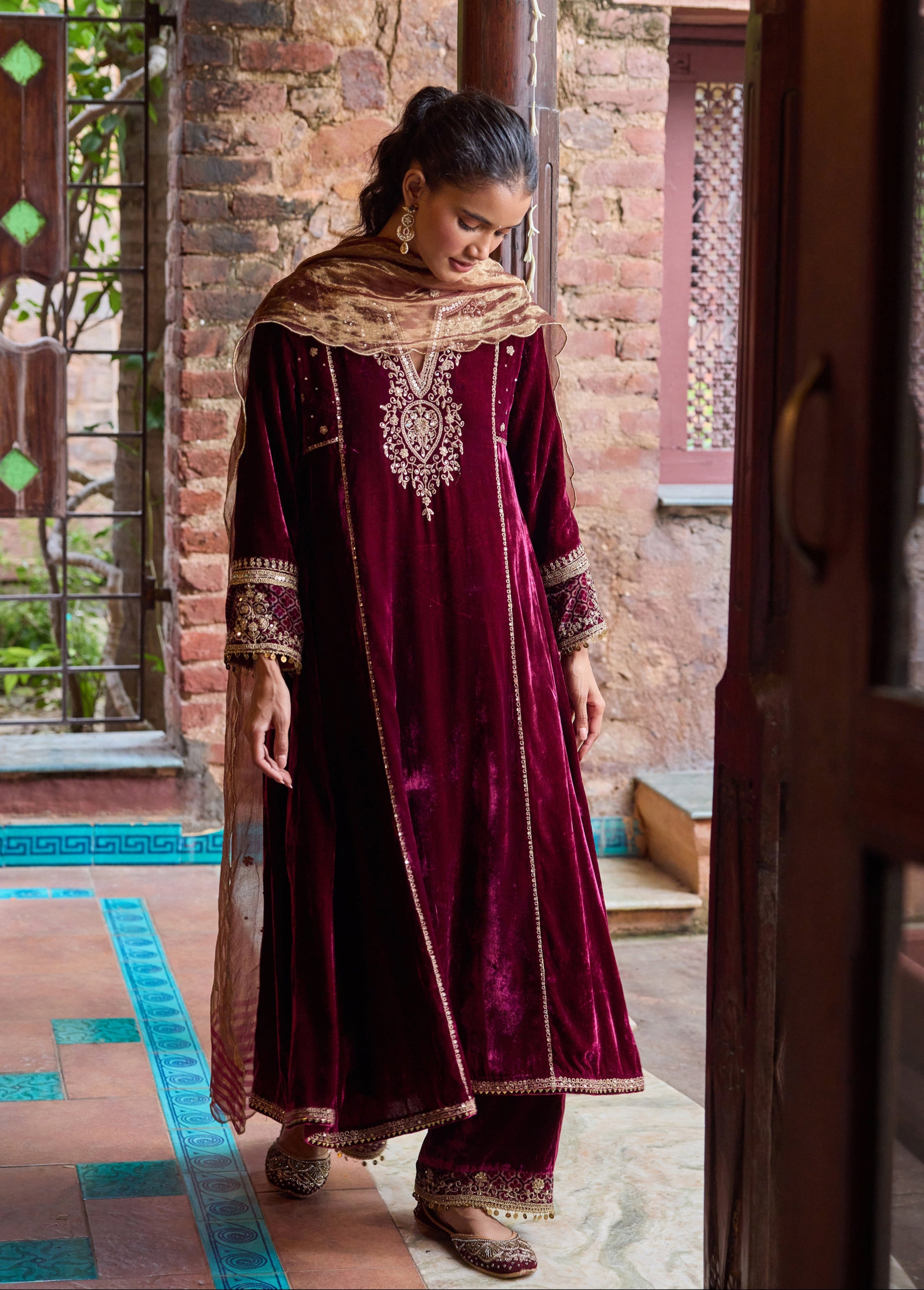 Mitali Wadhwa in Ziyana Plum Embroidered Silk Velvet A-Line Kurta Set
