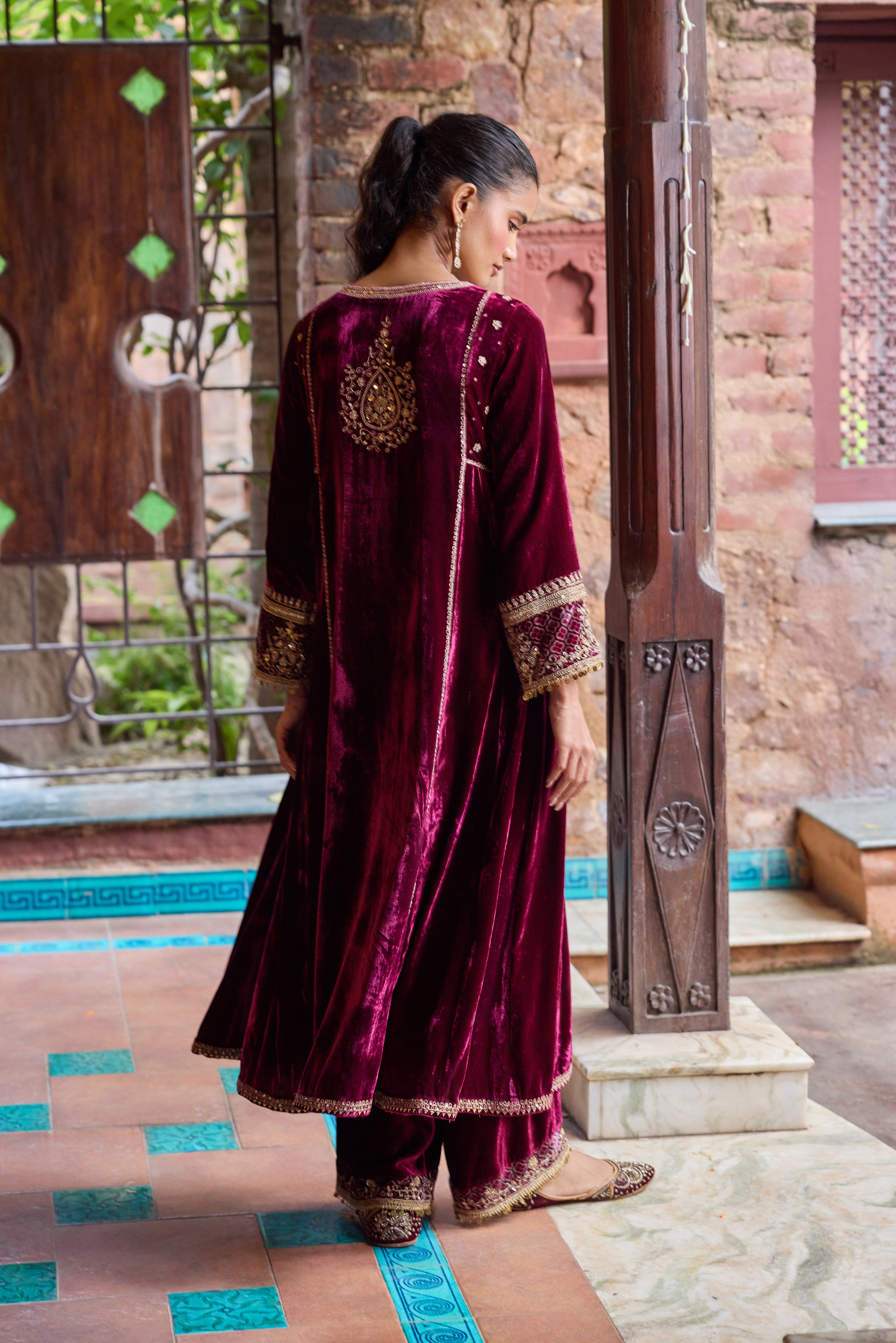 Mitali Wadhwa in Ziyana Plum Embroidered Silk Velvet A-Line Kurta Set