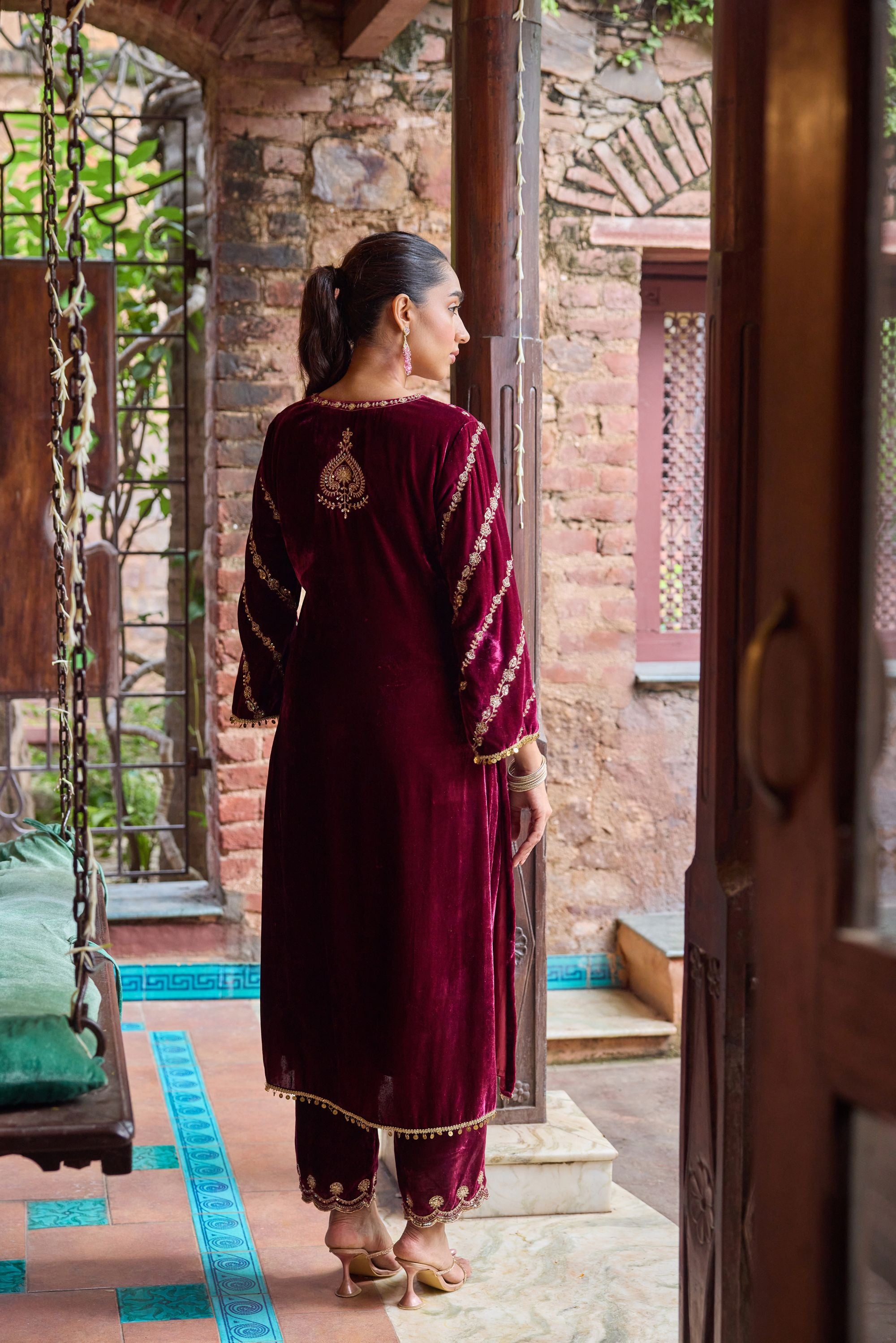 Nayab Plum Embroidered Silk Velvet Handcrafted Kurta Set