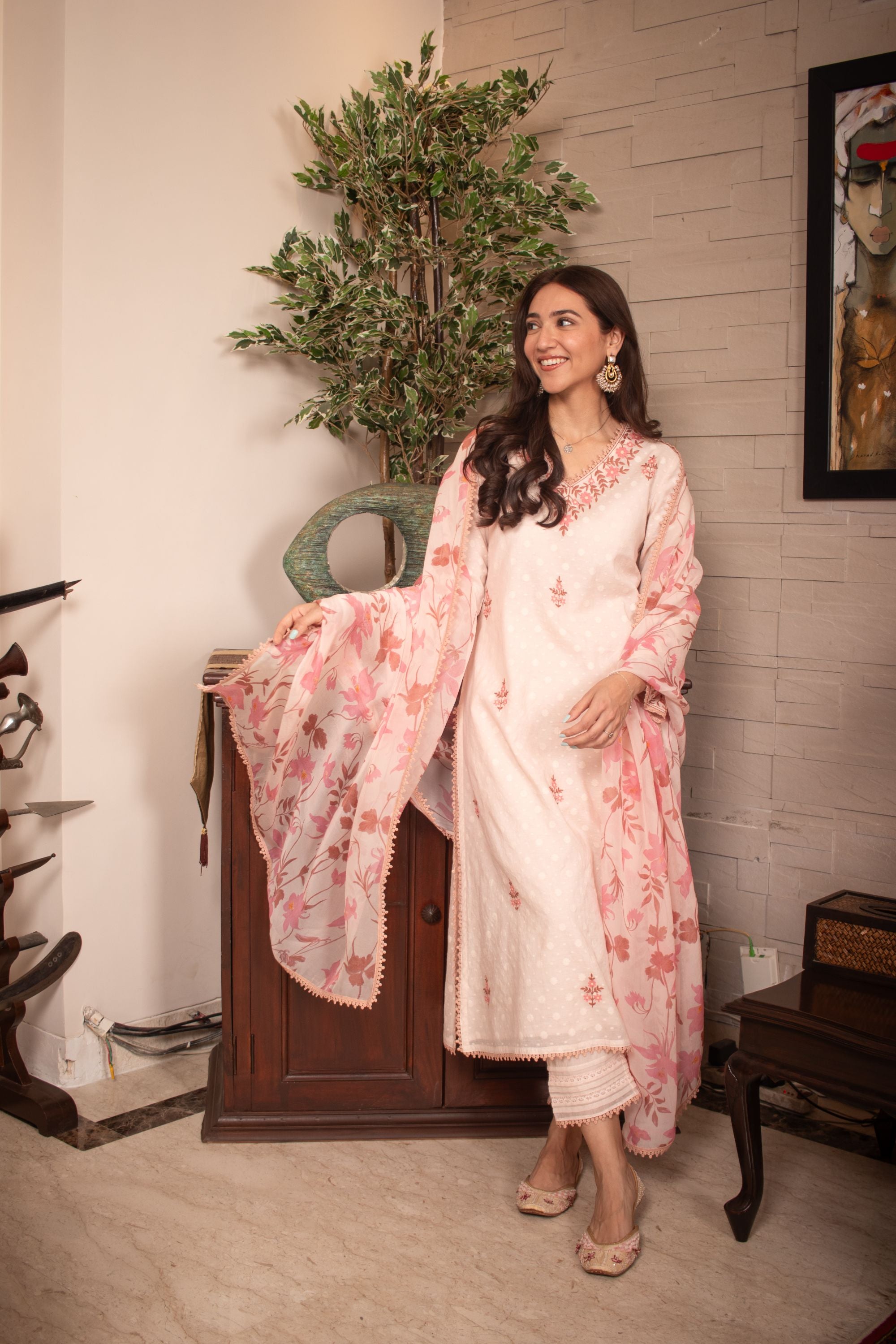 Sahiba Bali in GULBANO PINK JACQUARD EMBROIDERED KURTA SET