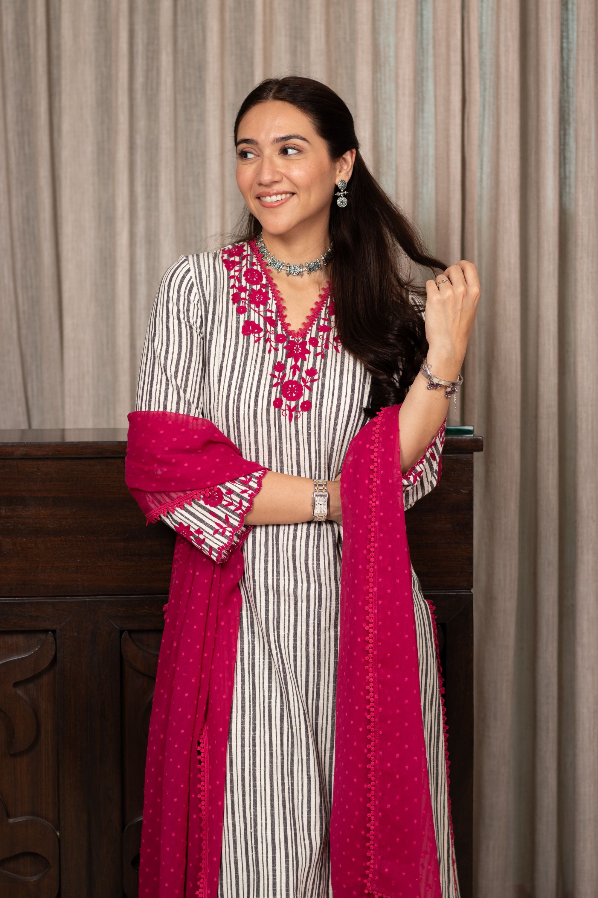 Sahiba Bali in SAANJH BLACK COTTON YARN DYED KURTA SET