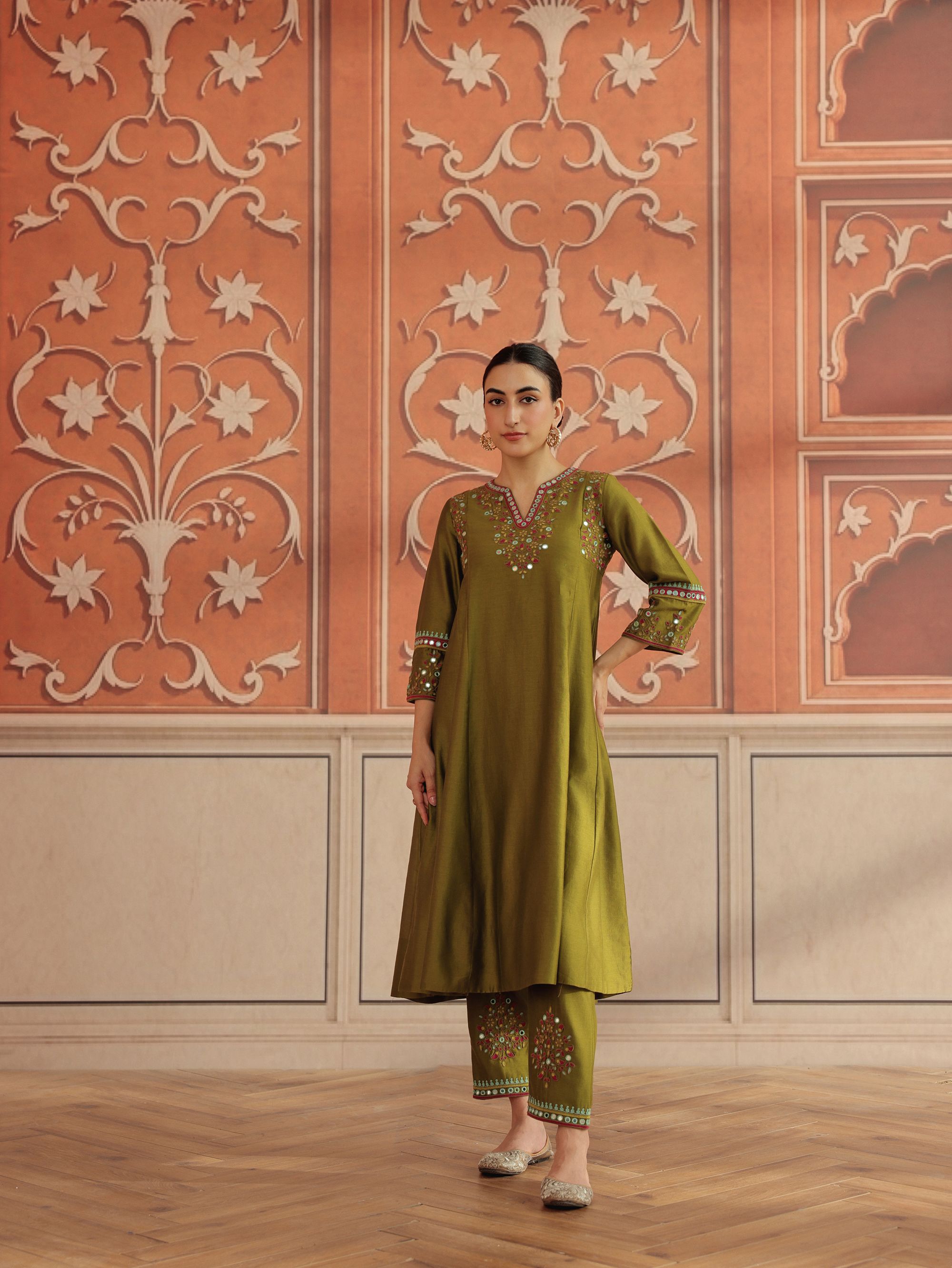 Lehar Olive Green Mirror Work Silk Chanderi Handcrafted Kurta Set