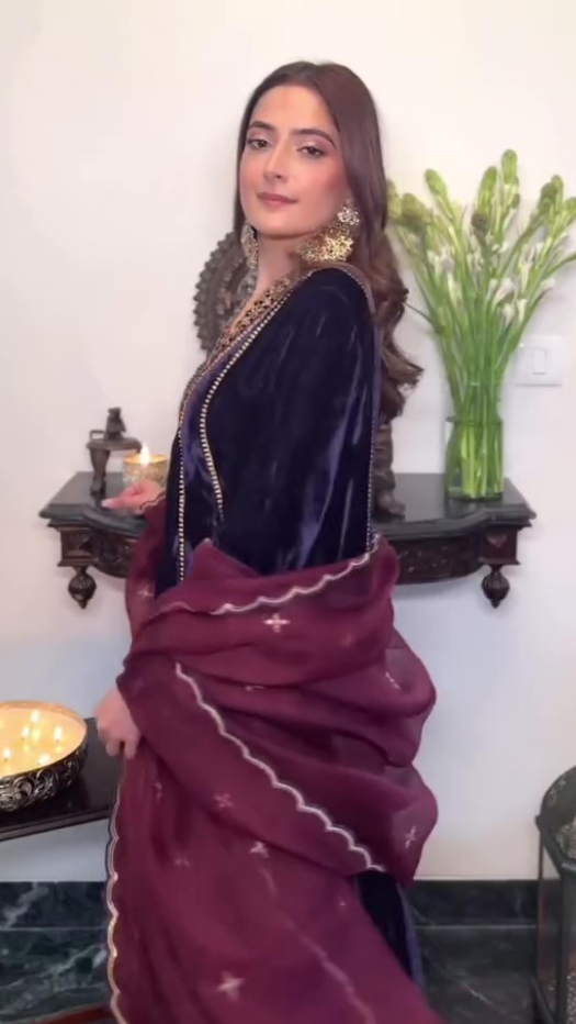 Itika Arrora in ANOKHI BLUE SILK VELVET HANDCRAFTED KURTA SET