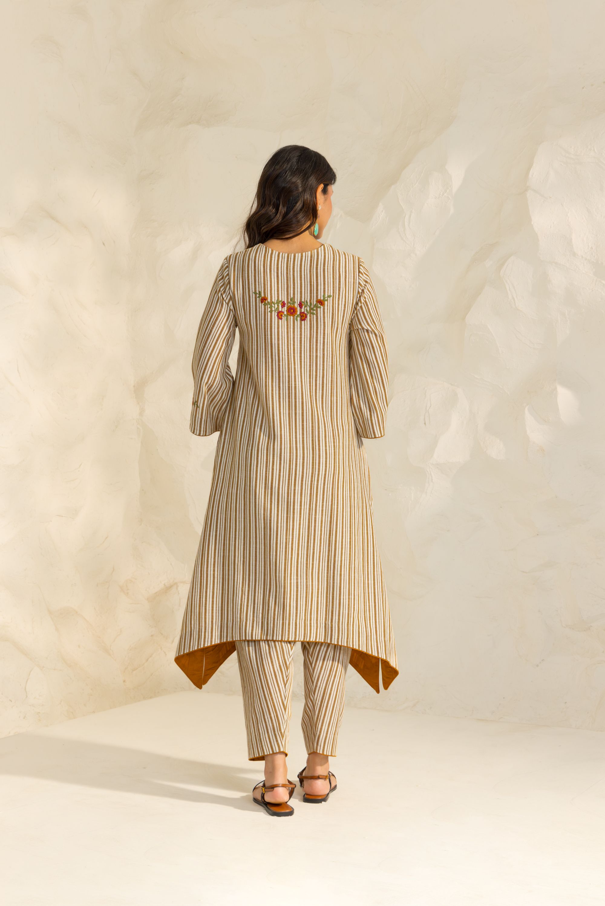 Savera Ivory & Mustard Embroidered Yarn Dyed Handcrafted High Low Kurta Set