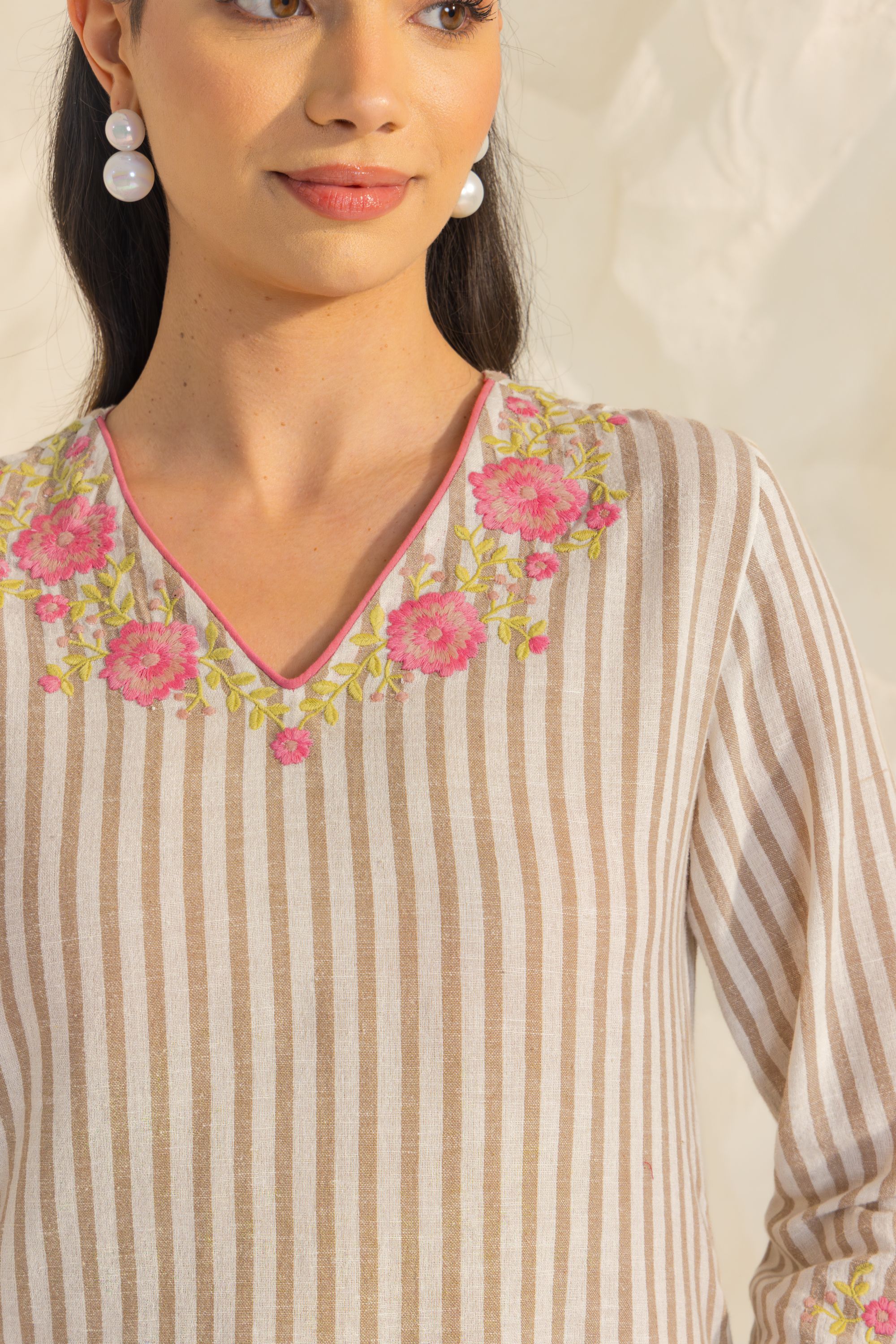 Zainab Beige Embroidered Yarn Dyed Handcrafted Kurta Set with Farshi Salwar